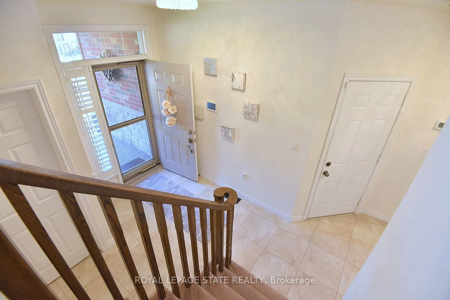 12 Degrow Crescent