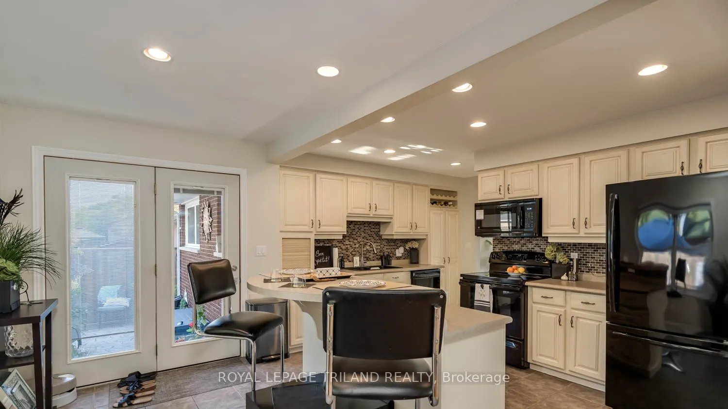 226 Rainbow Avenue