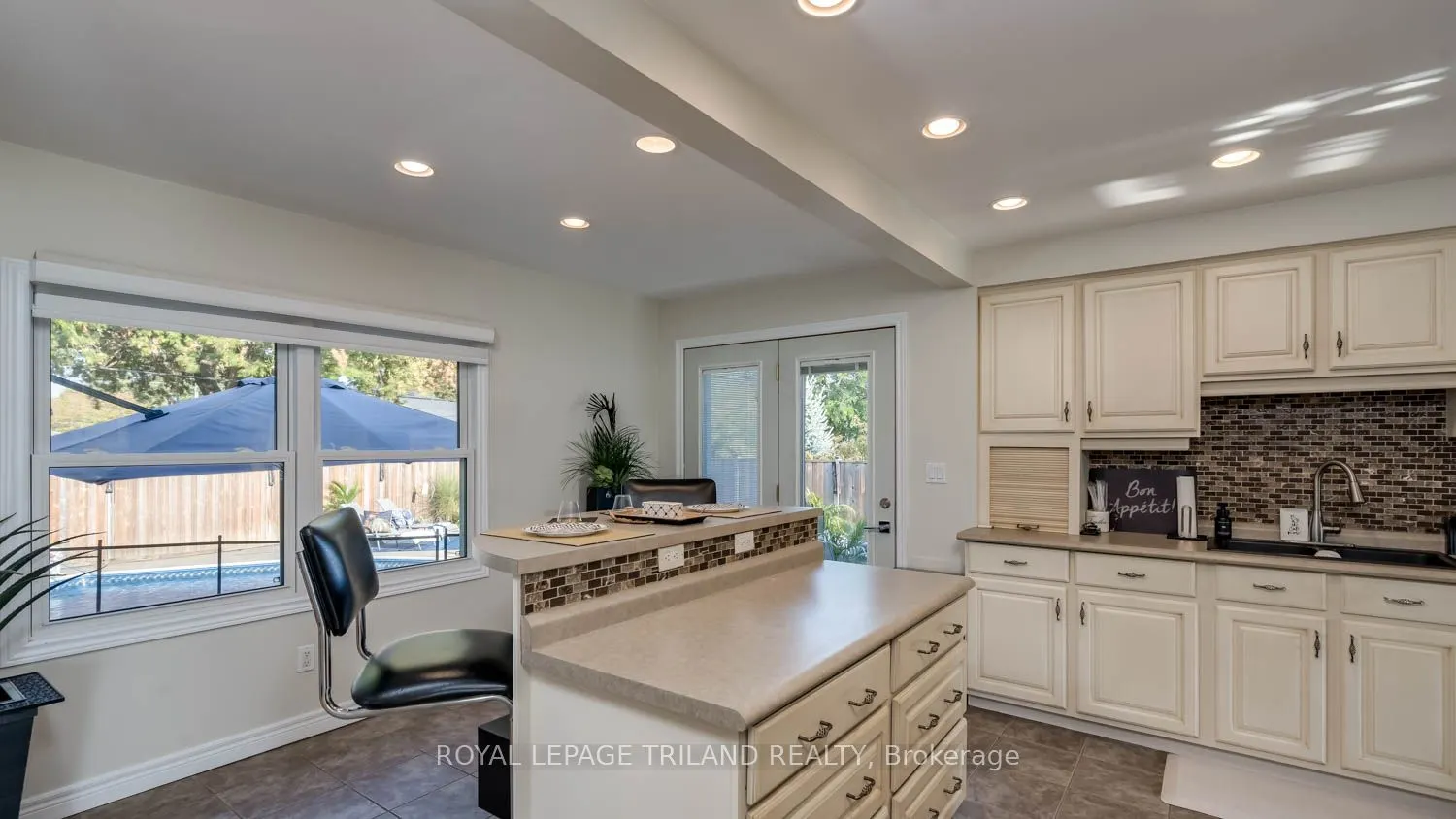 226 Rainbow Avenue