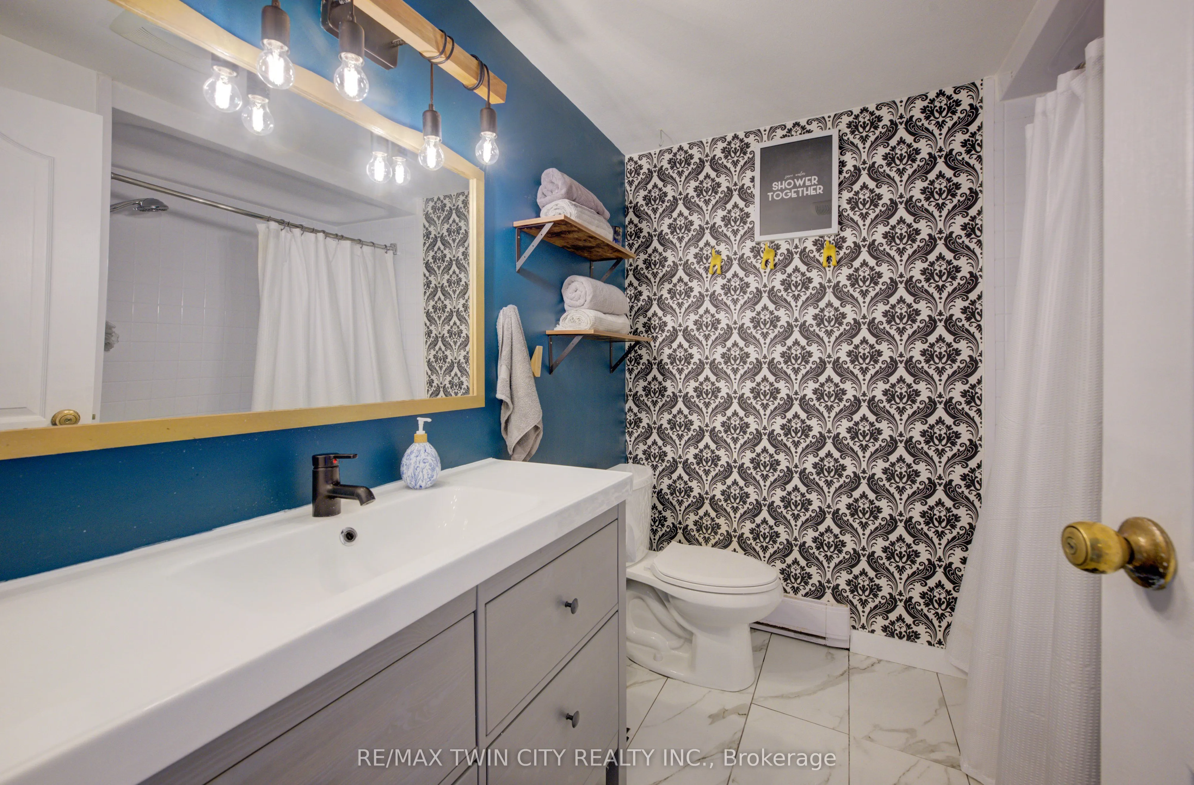 1 Donlea Drive, #2