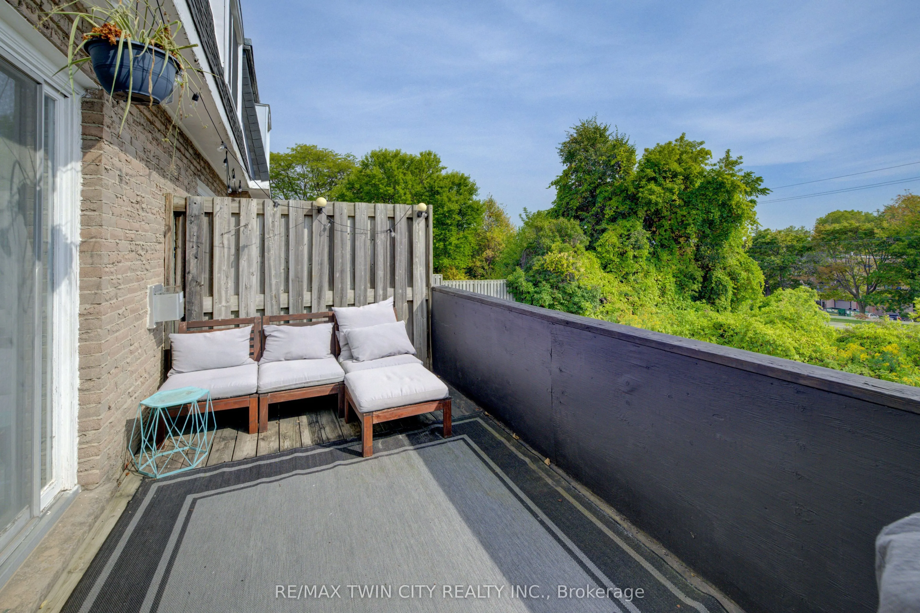 1 Donlea Drive, #2