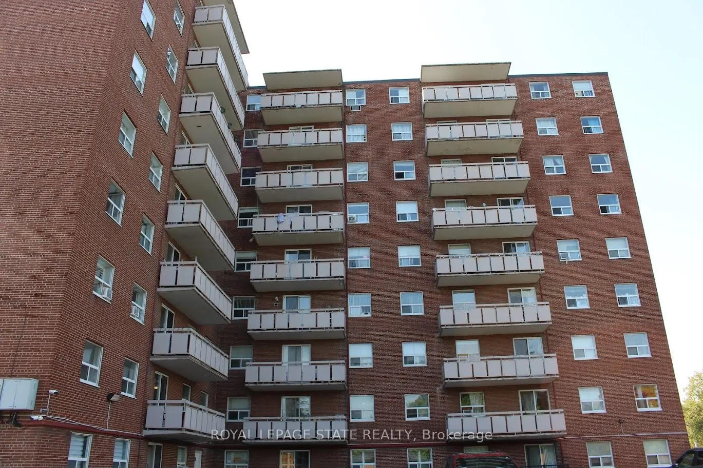 851 Queenston Road, #204