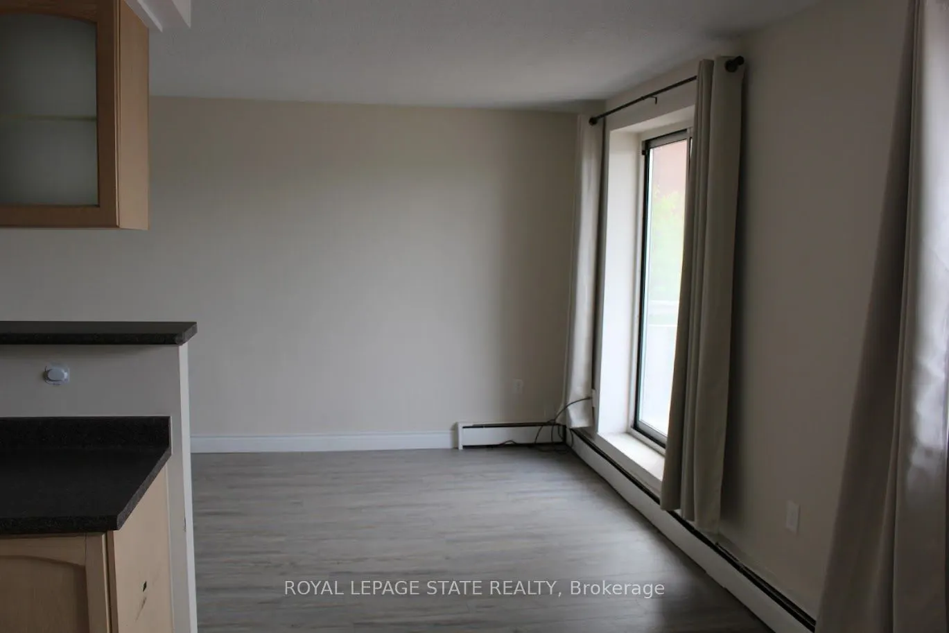851 Queenston Road, #204