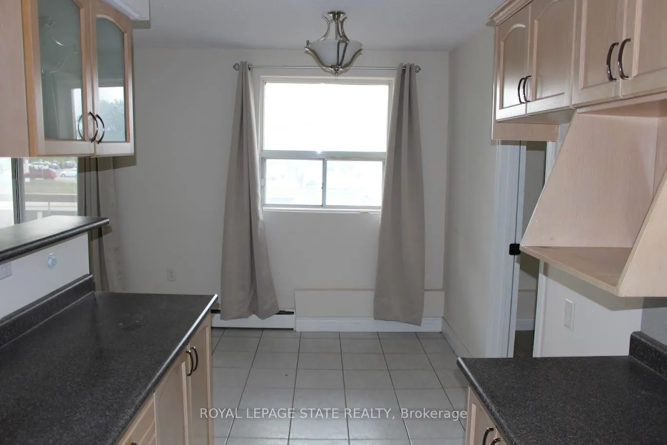 851 Queenston Road, #204