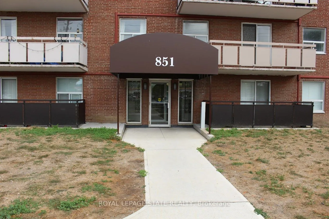 851 Queenston Road, #204