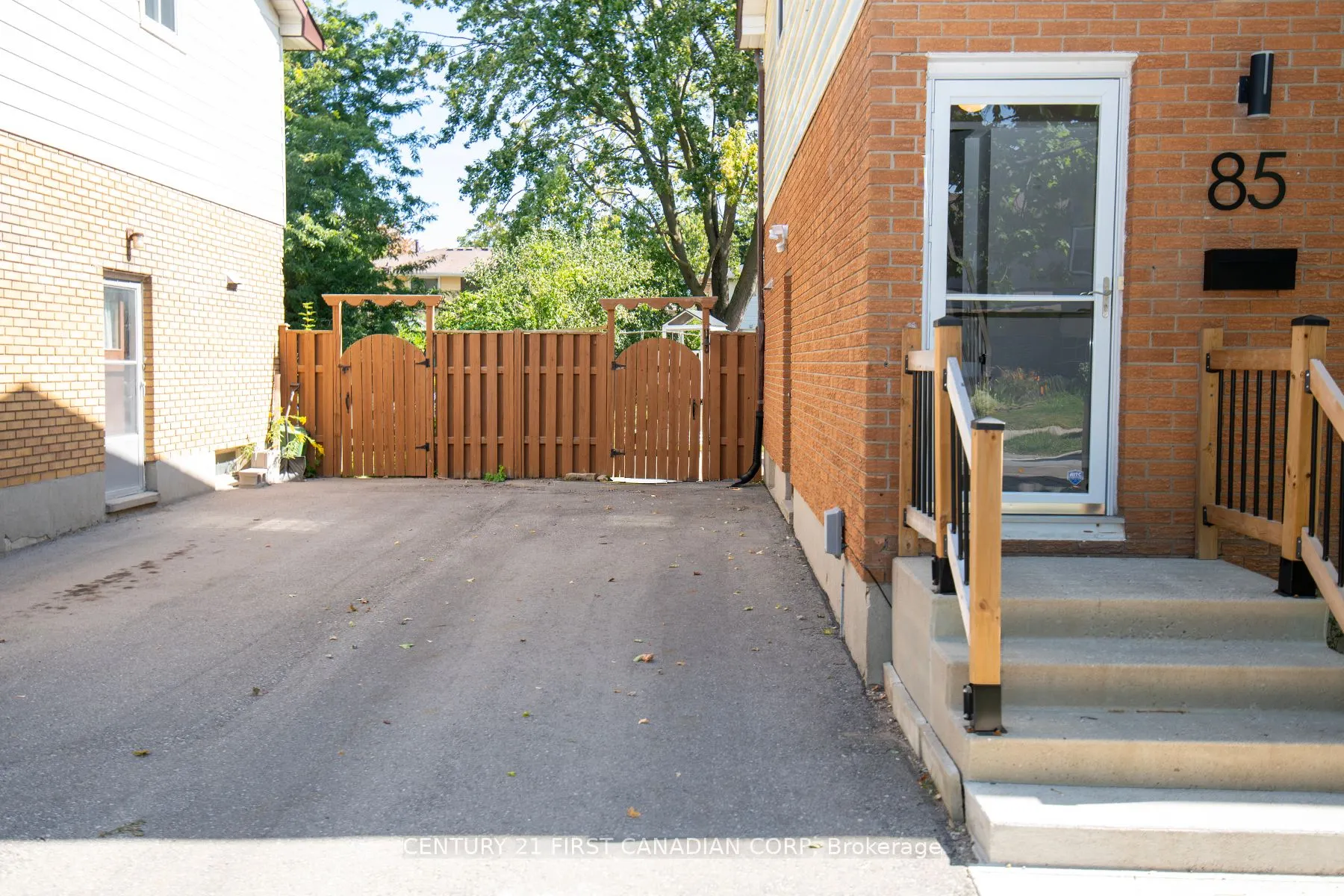 85 Augusta Crescent
