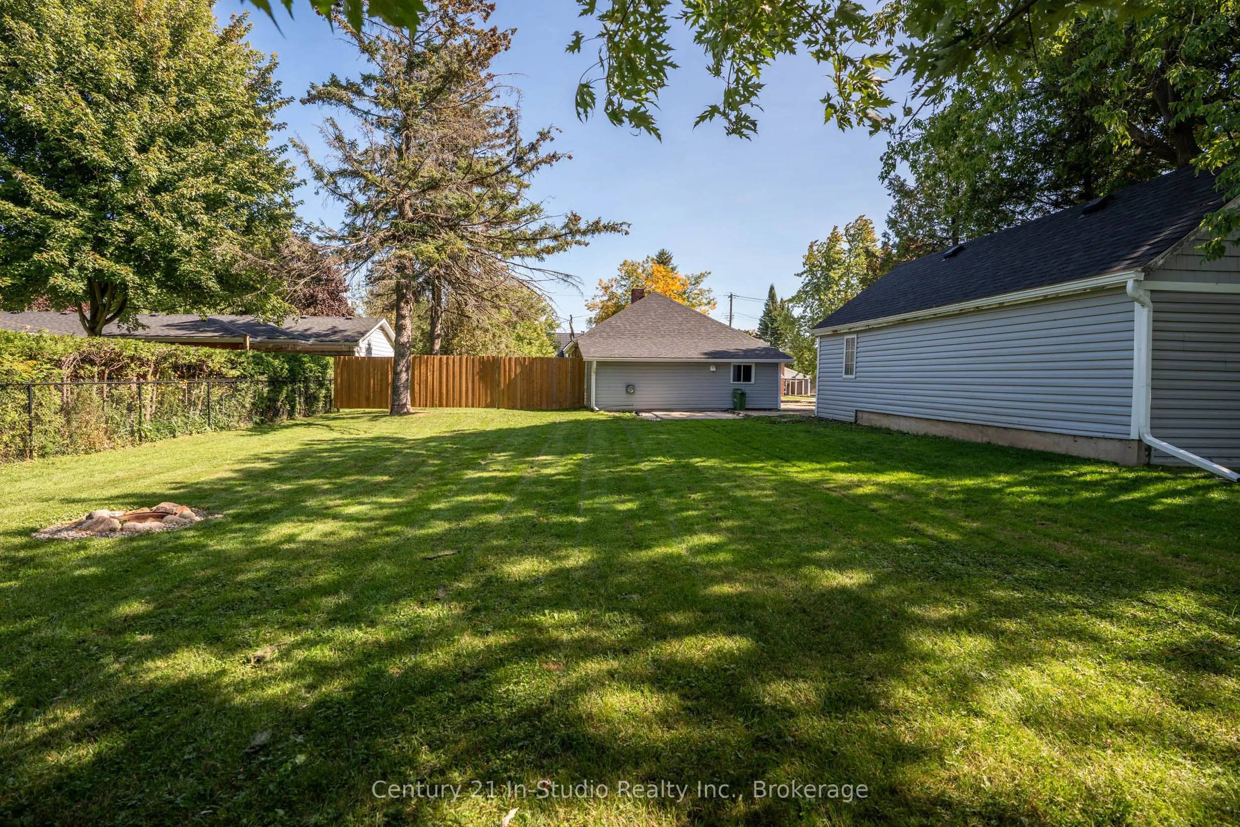 2732 3rd Avenue W