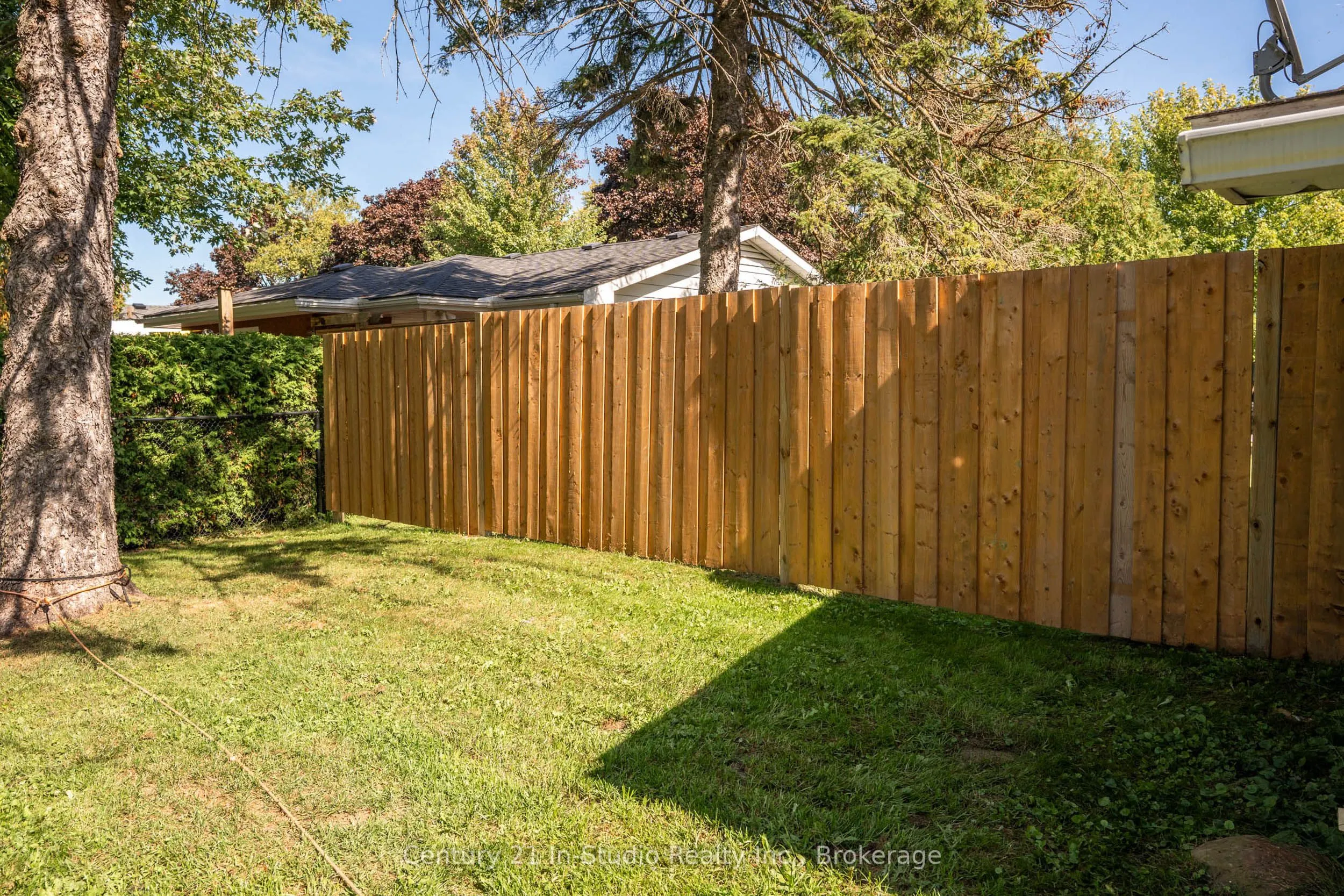 2732 3rd Avenue W