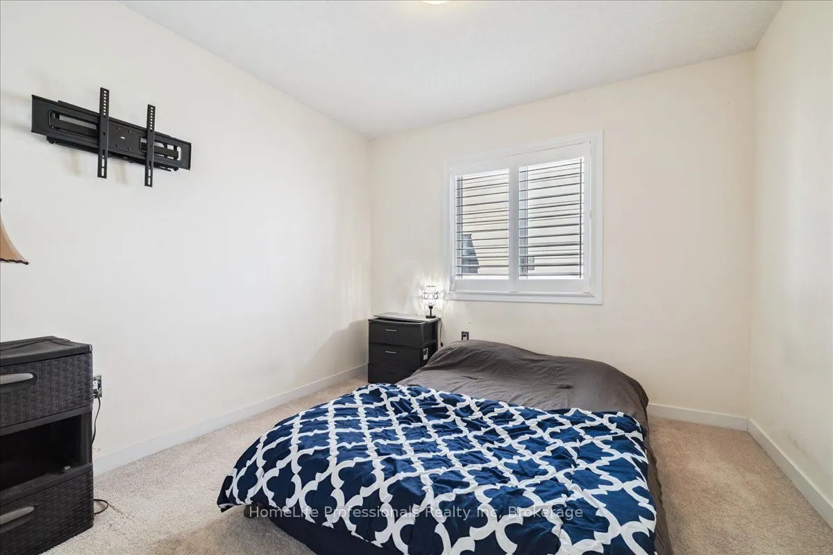 107 Pagebrook Crescent