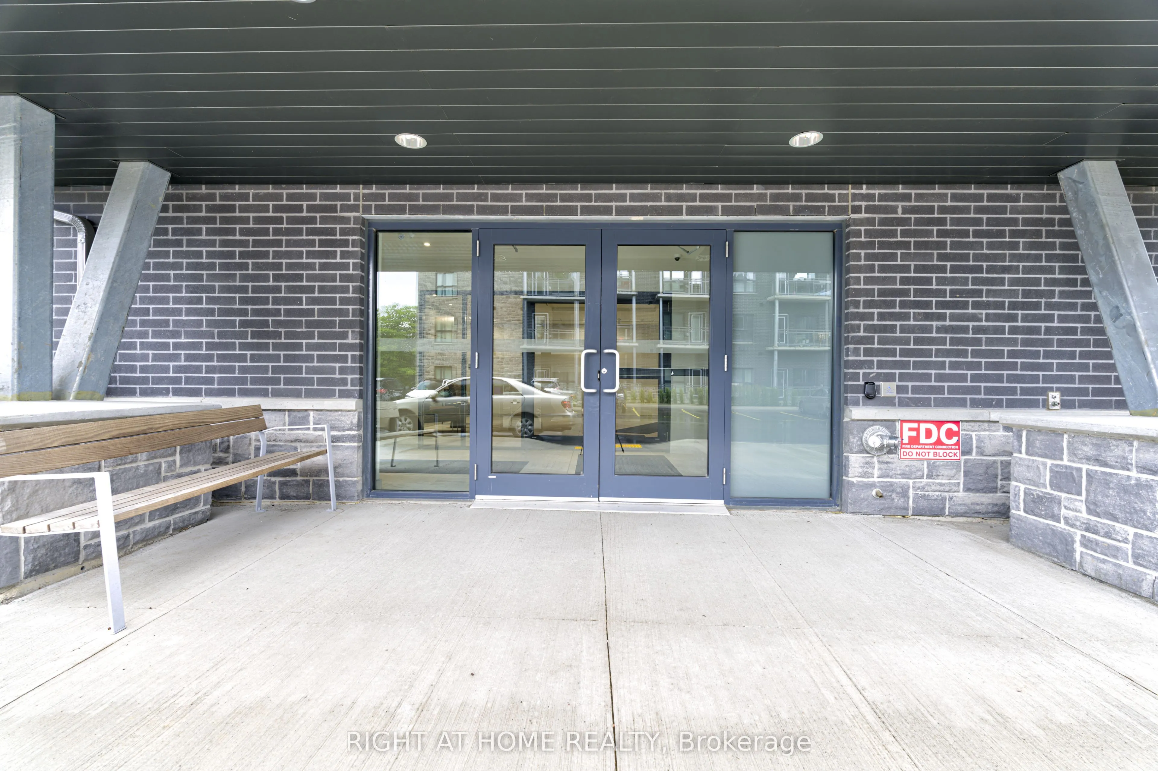 1201 Lackner Place, #304