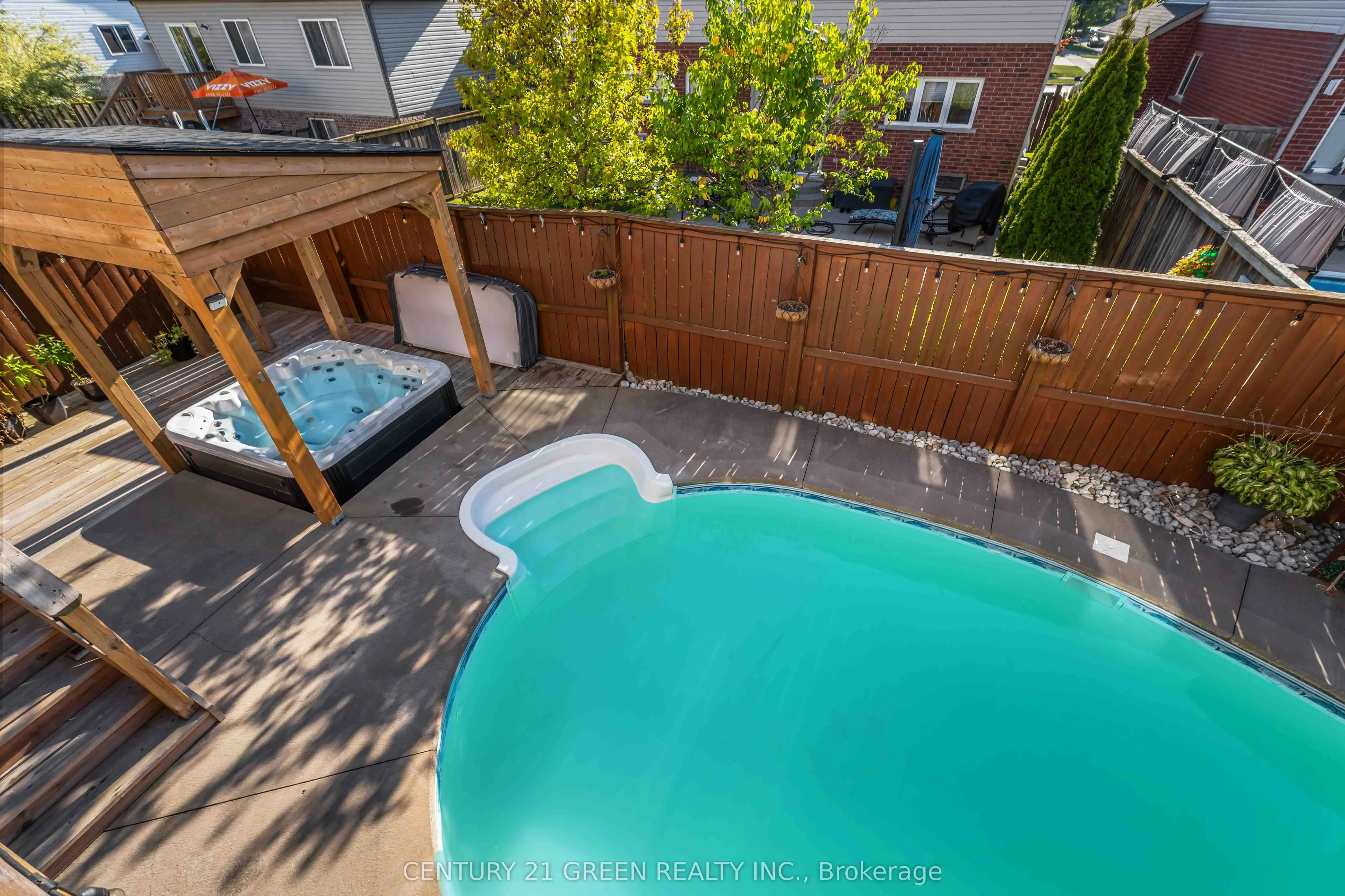 39 Honey Locust Circle