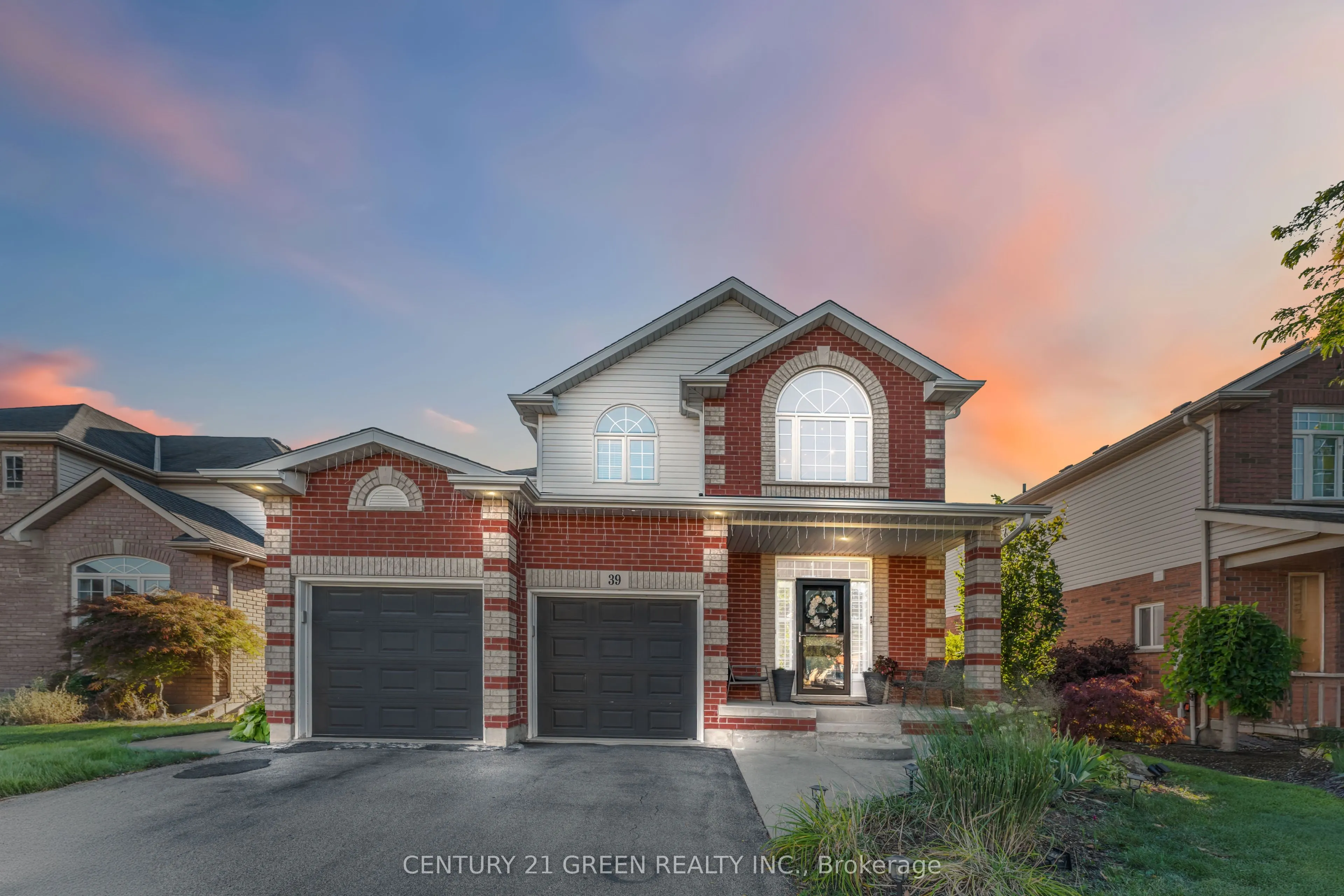 39 Honey Locust Circle