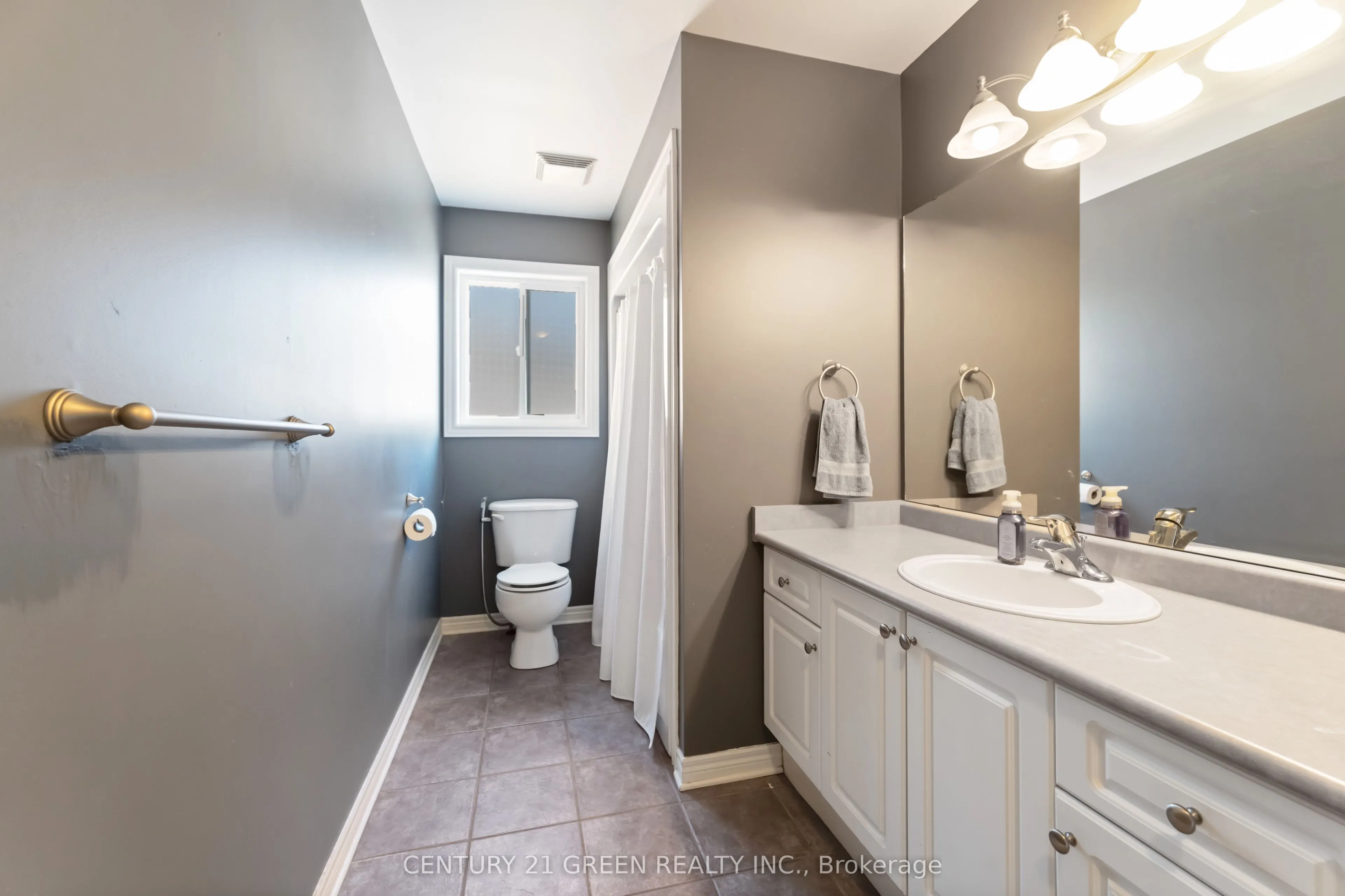 39 Honey Locust Circle