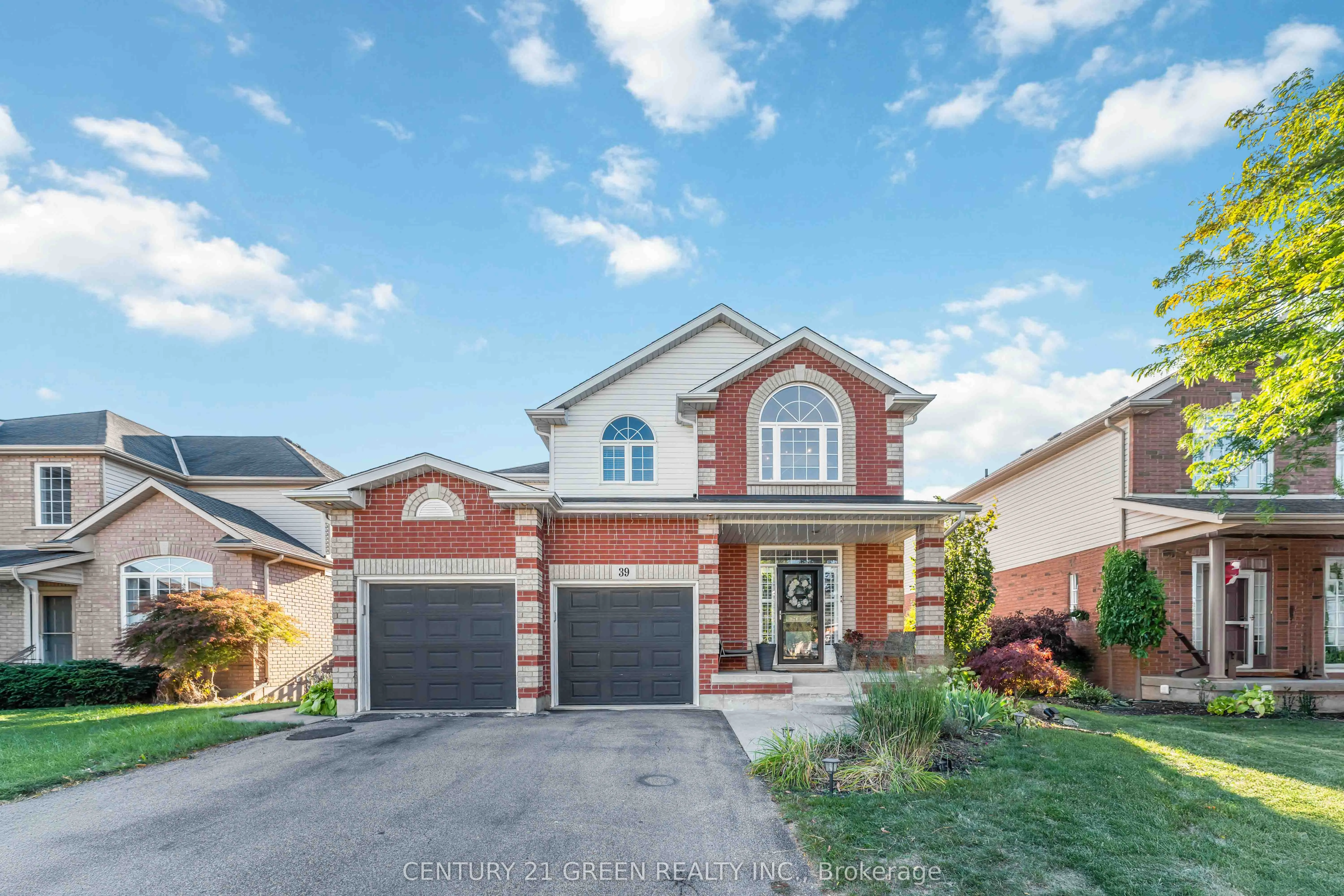 39 Honey Locust Circle