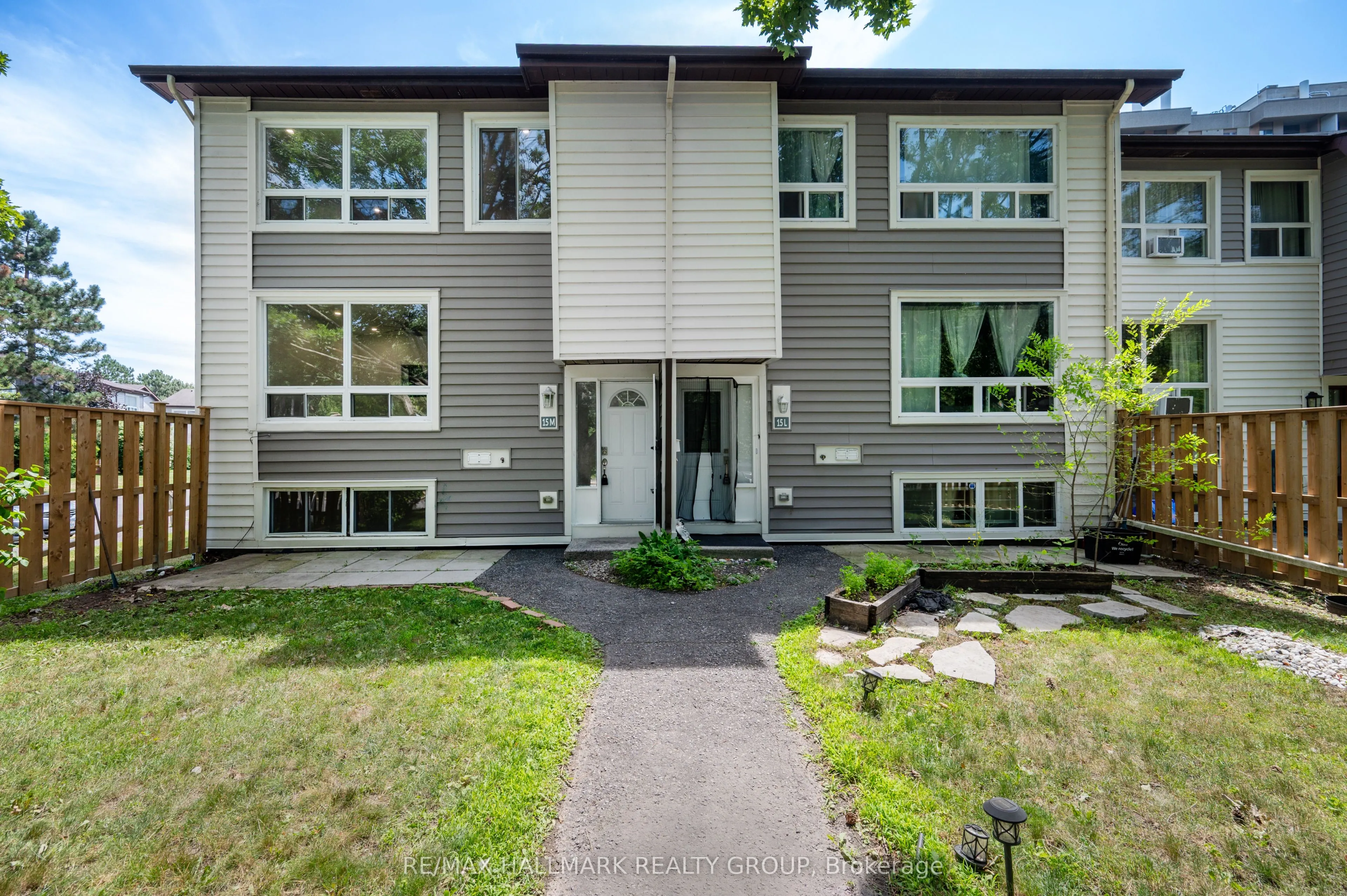 15 Banner Road, #M
