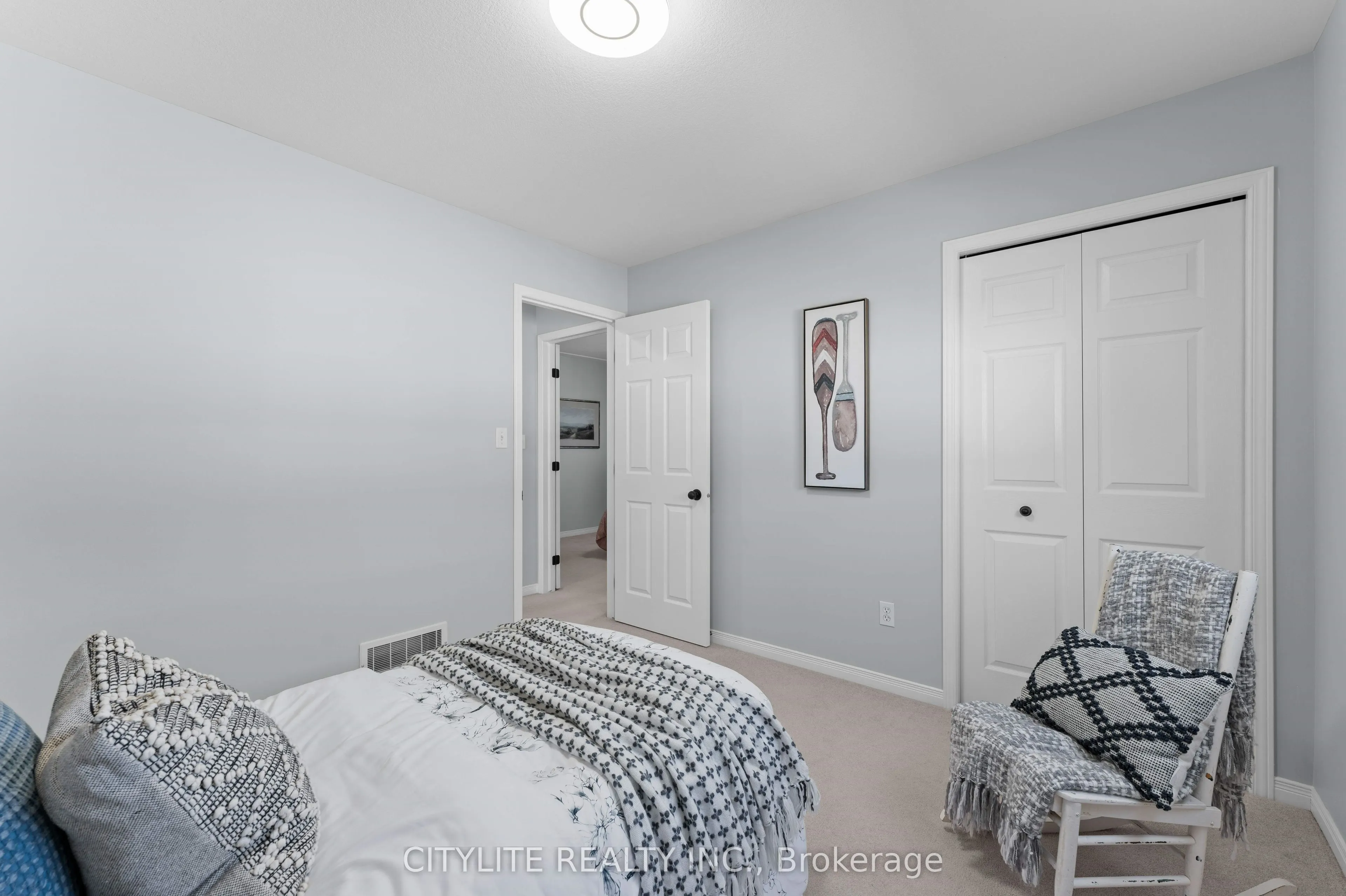 844 PEACHWOOD Street