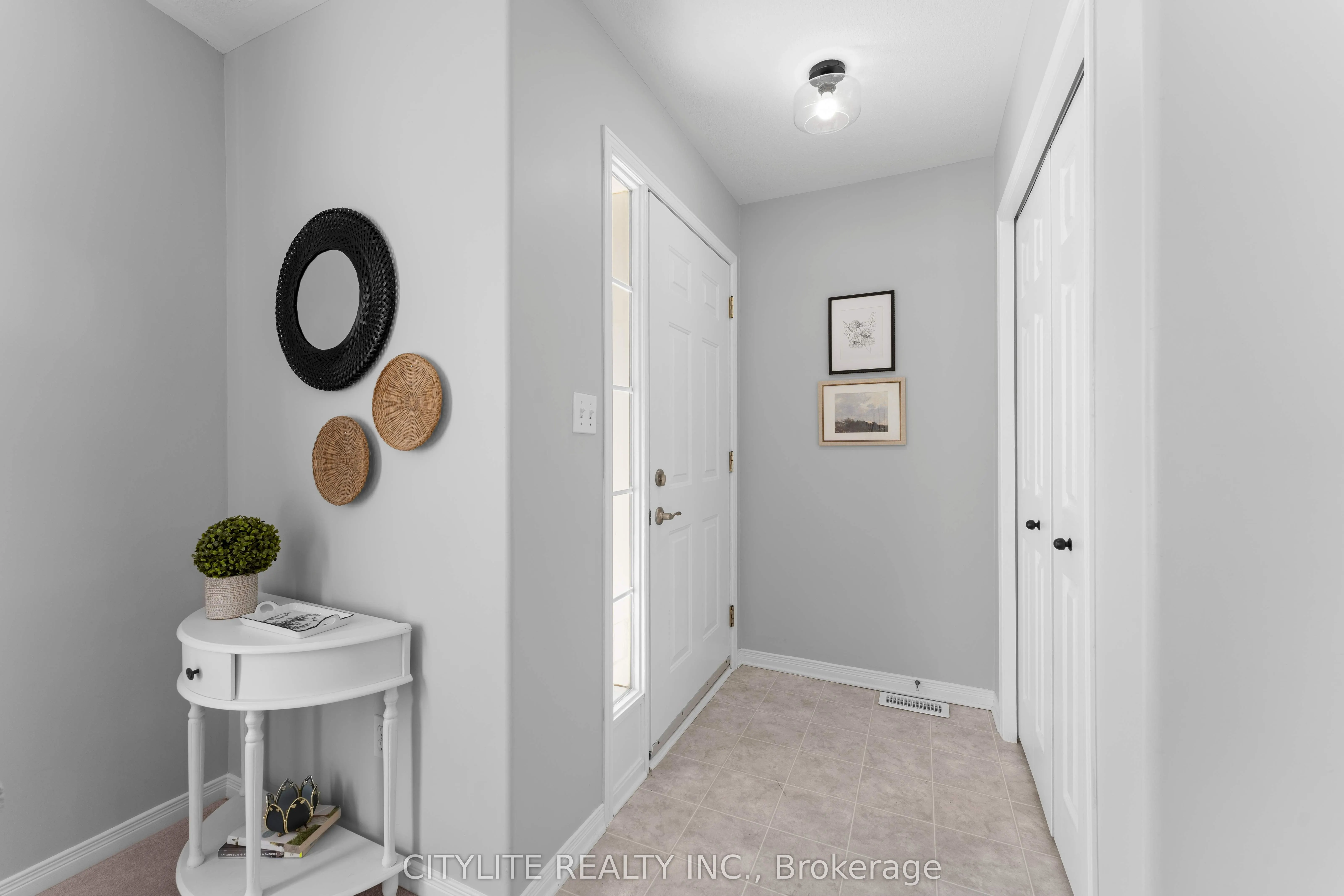 844 PEACHWOOD Street