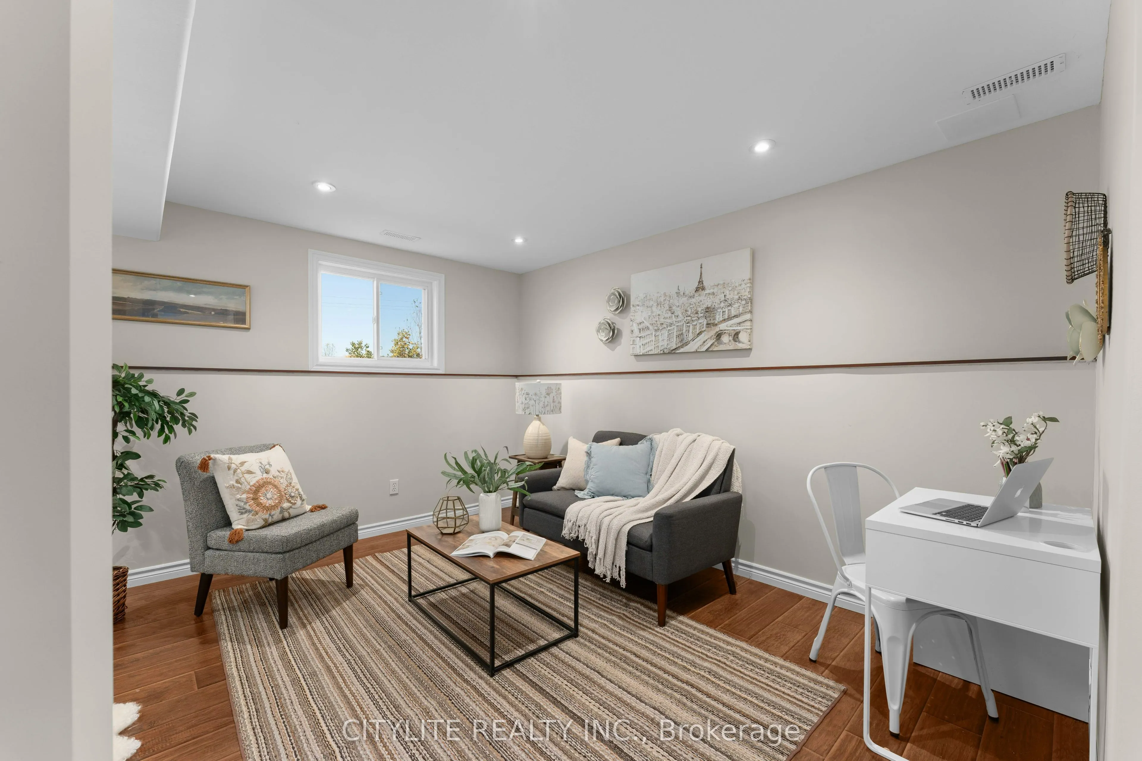 844 PEACHWOOD Street