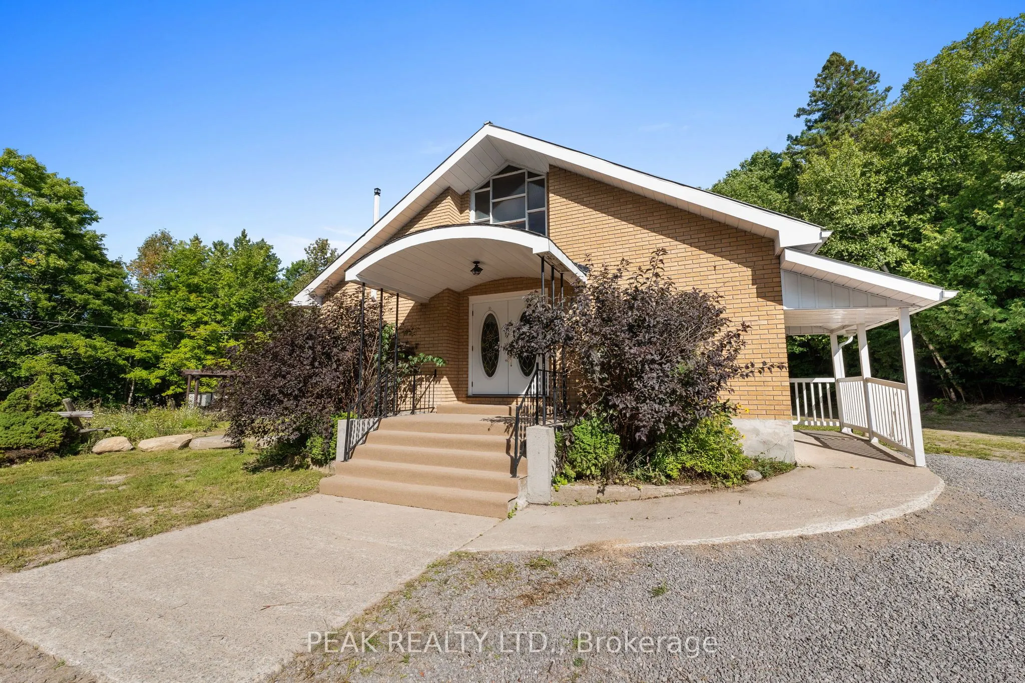 1812 Frontenac Road