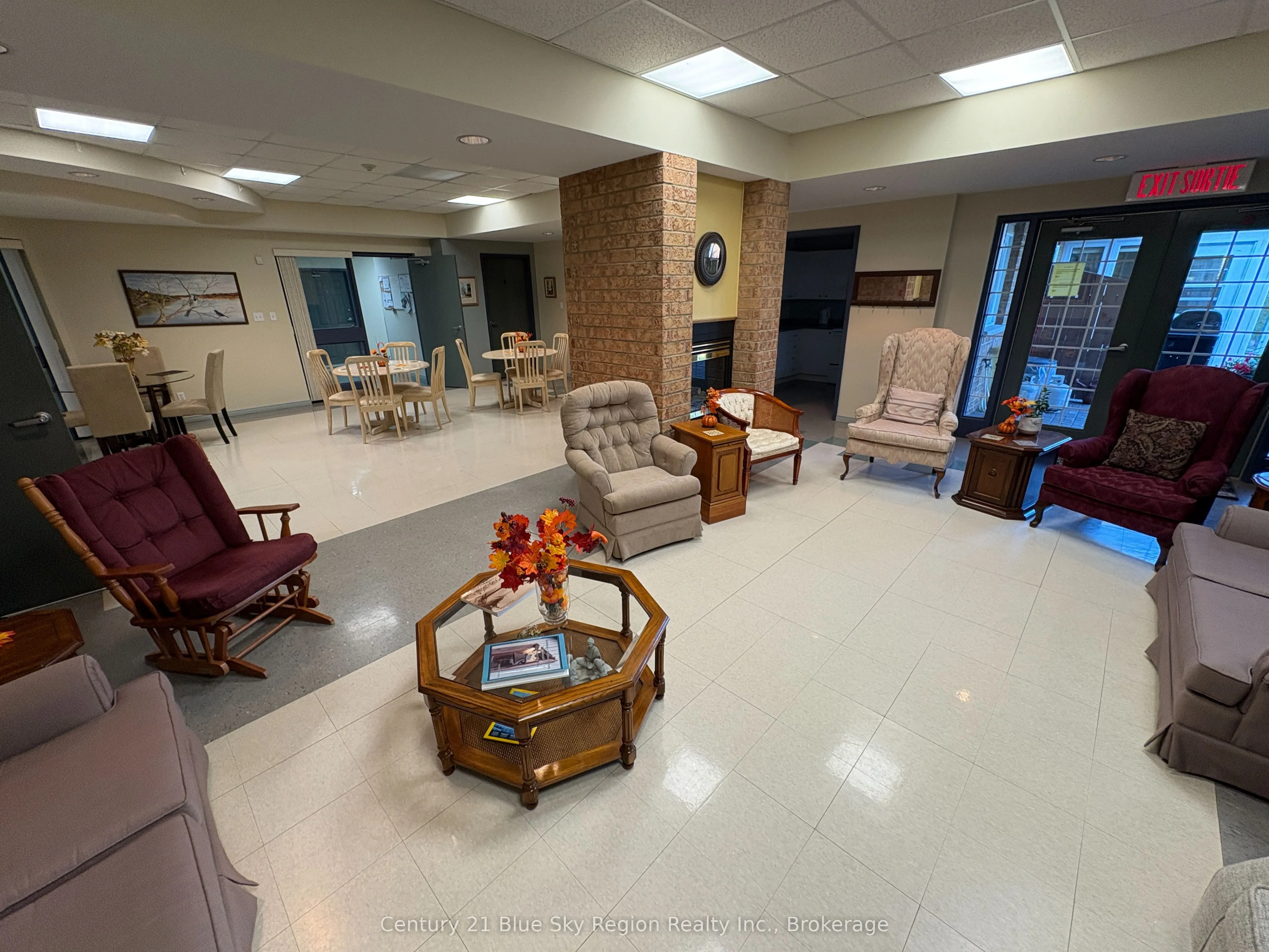 713 Coursol Road, #4