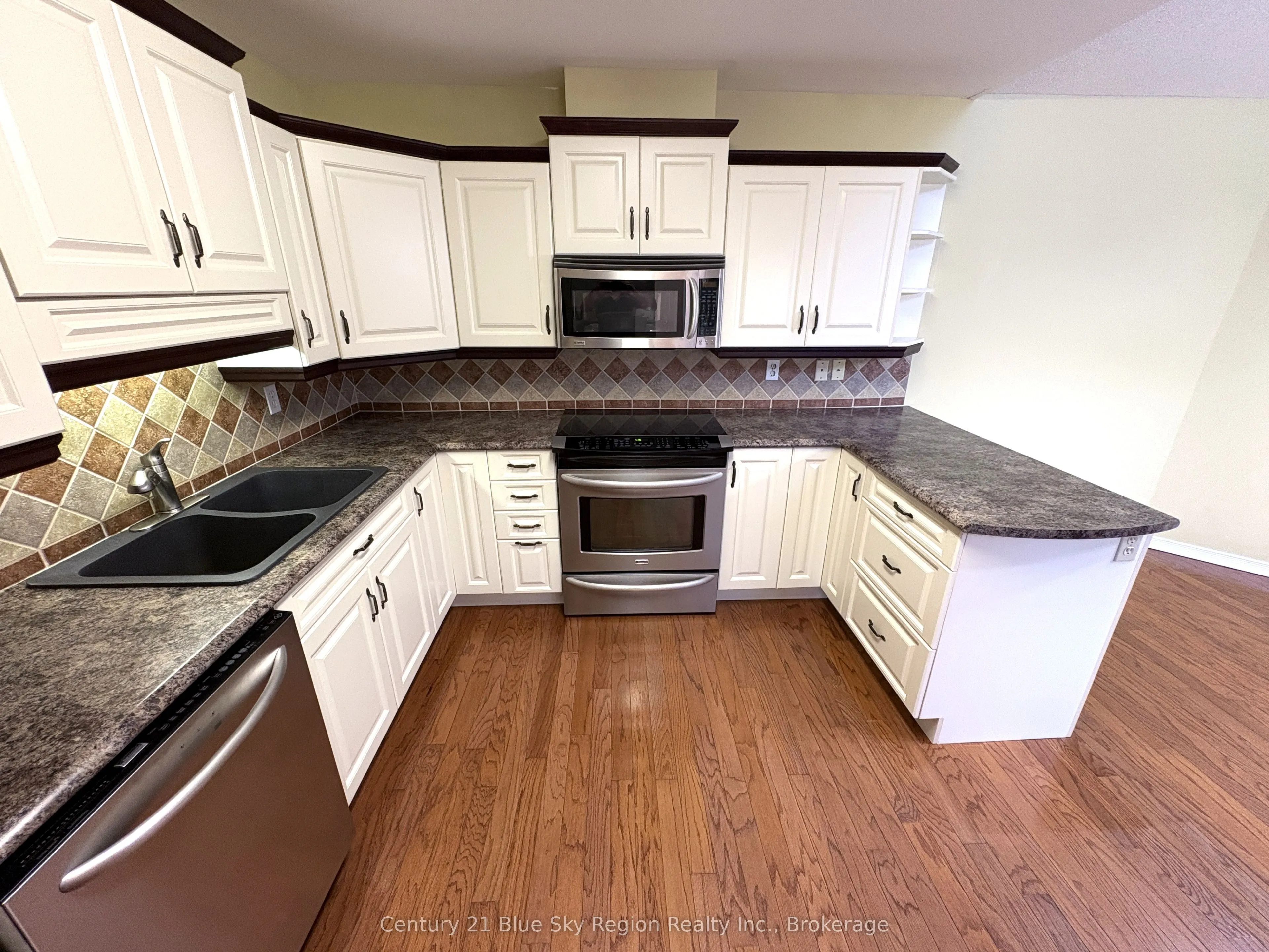 713 Coursol Road, #4