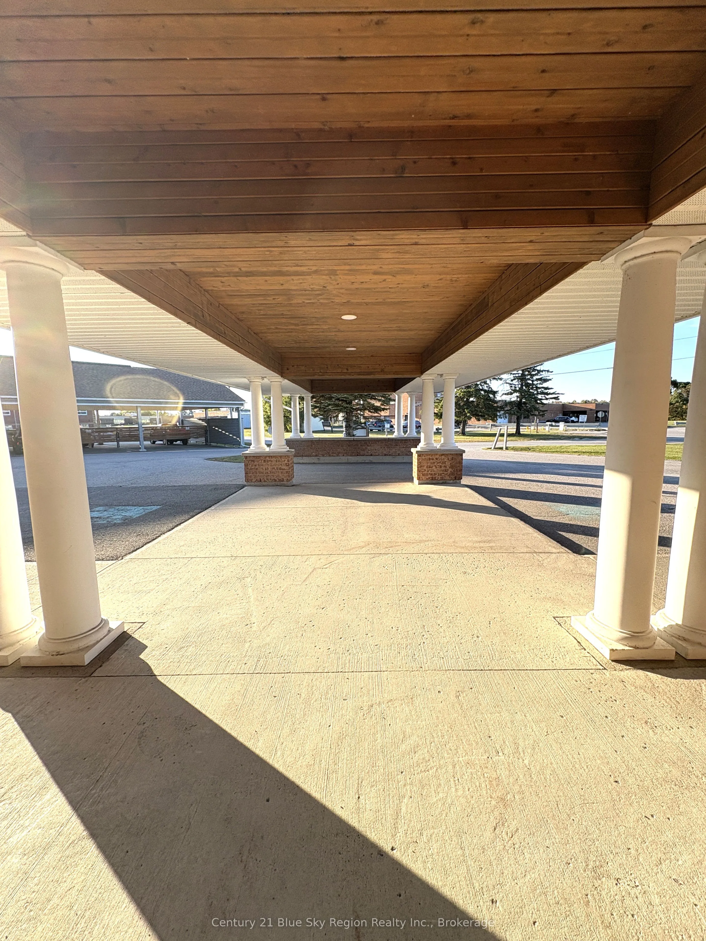 713 Coursol Road, #4