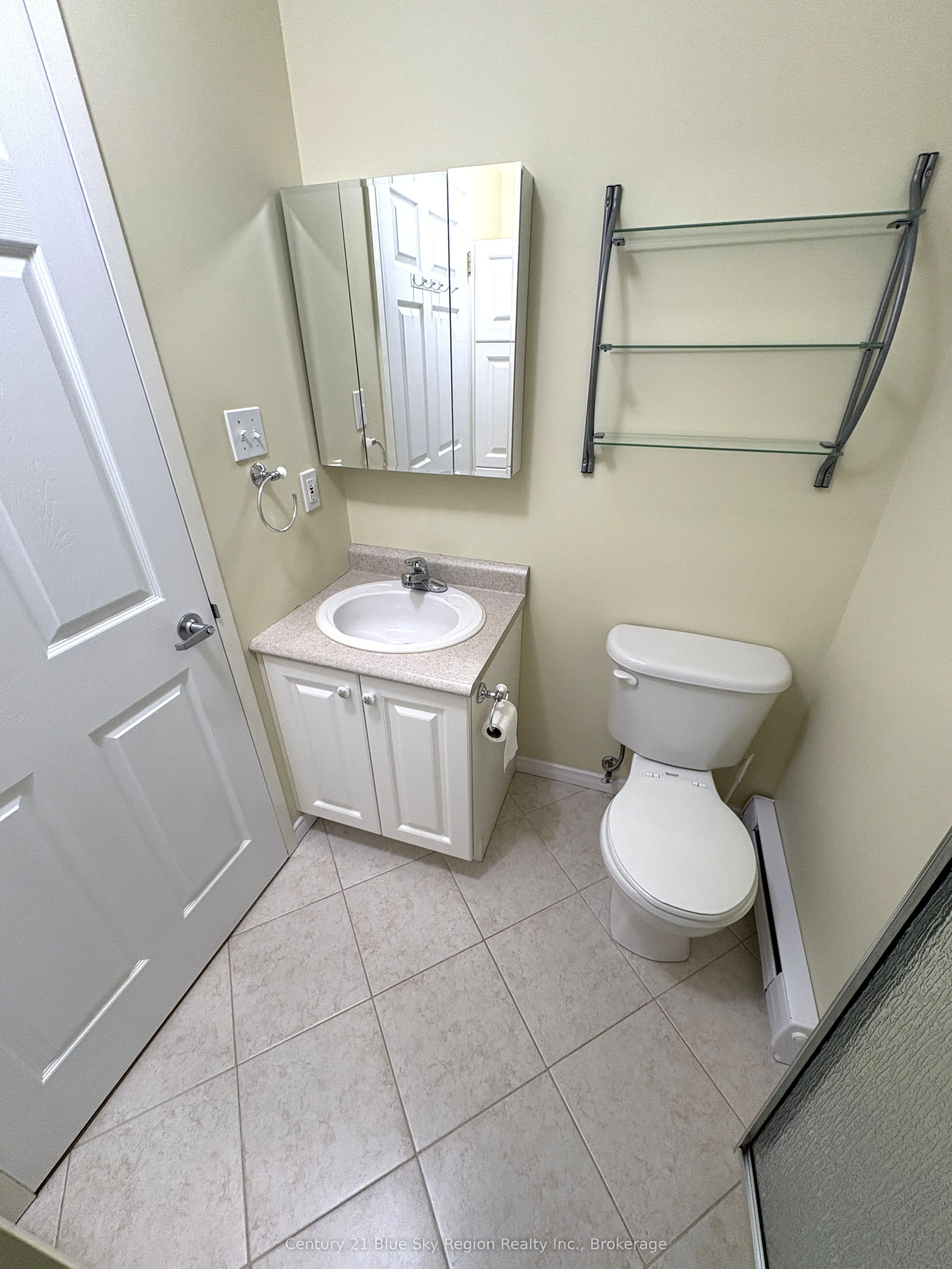 713 Coursol Road, #4