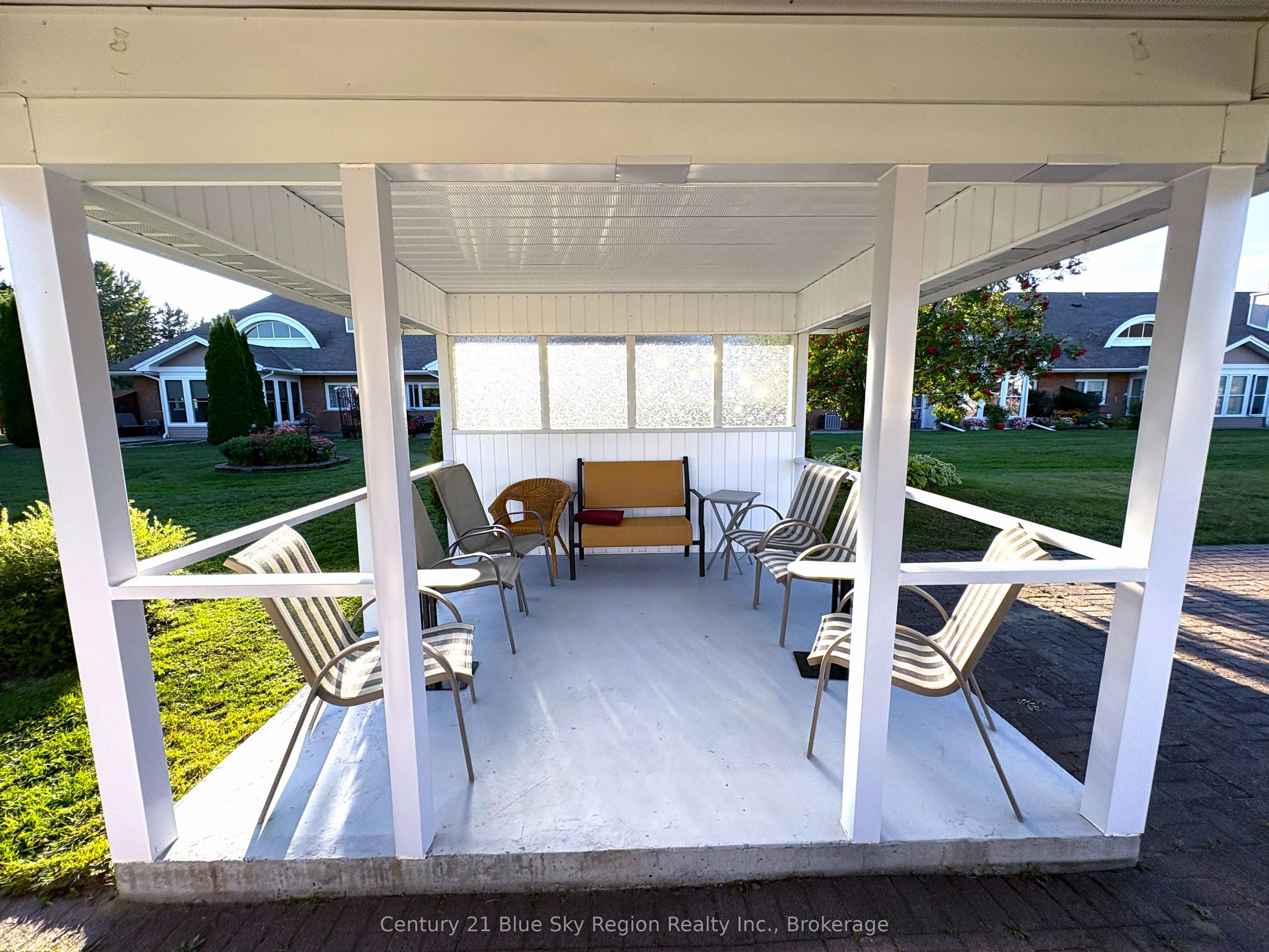 713 Coursol Road, #4