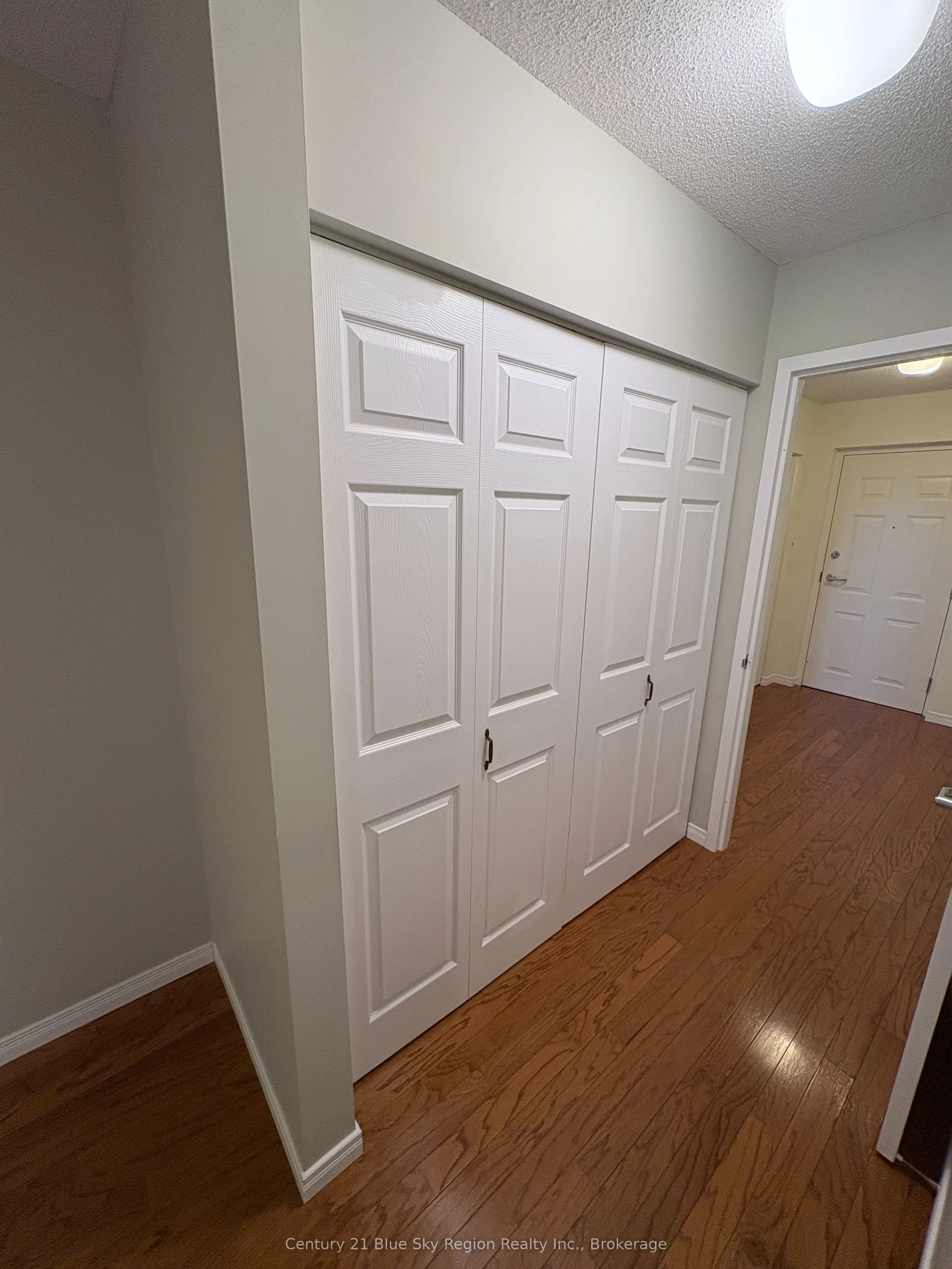 713 Coursol Road, #4