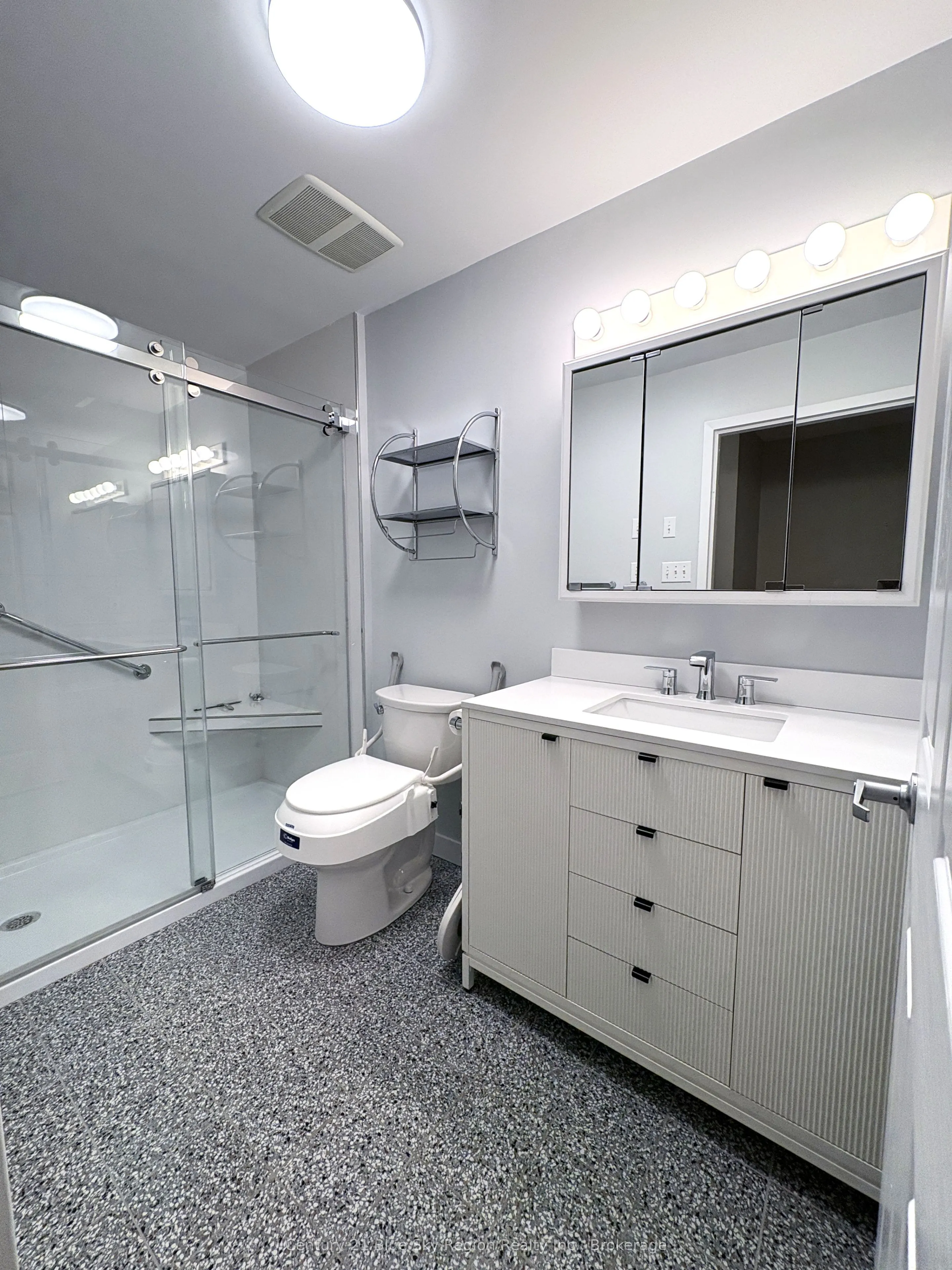 713 Coursol Road, #4