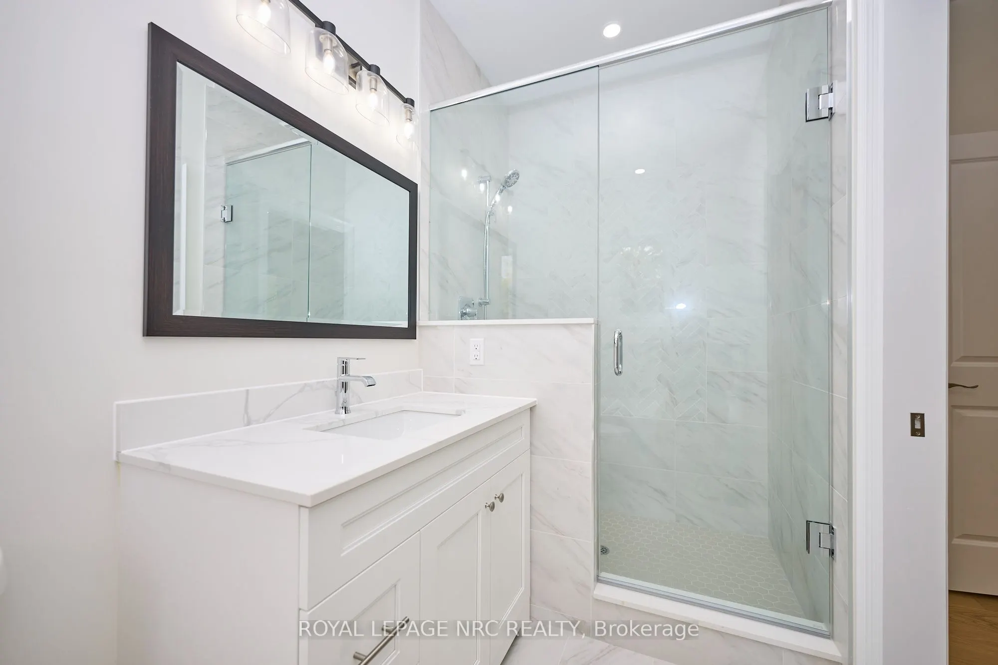 17 Glenbarr Road