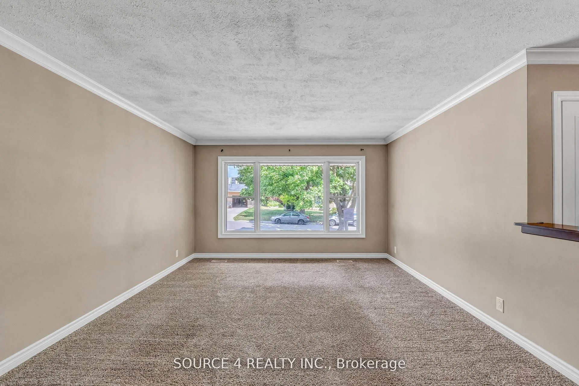 35 Vista Crescent
