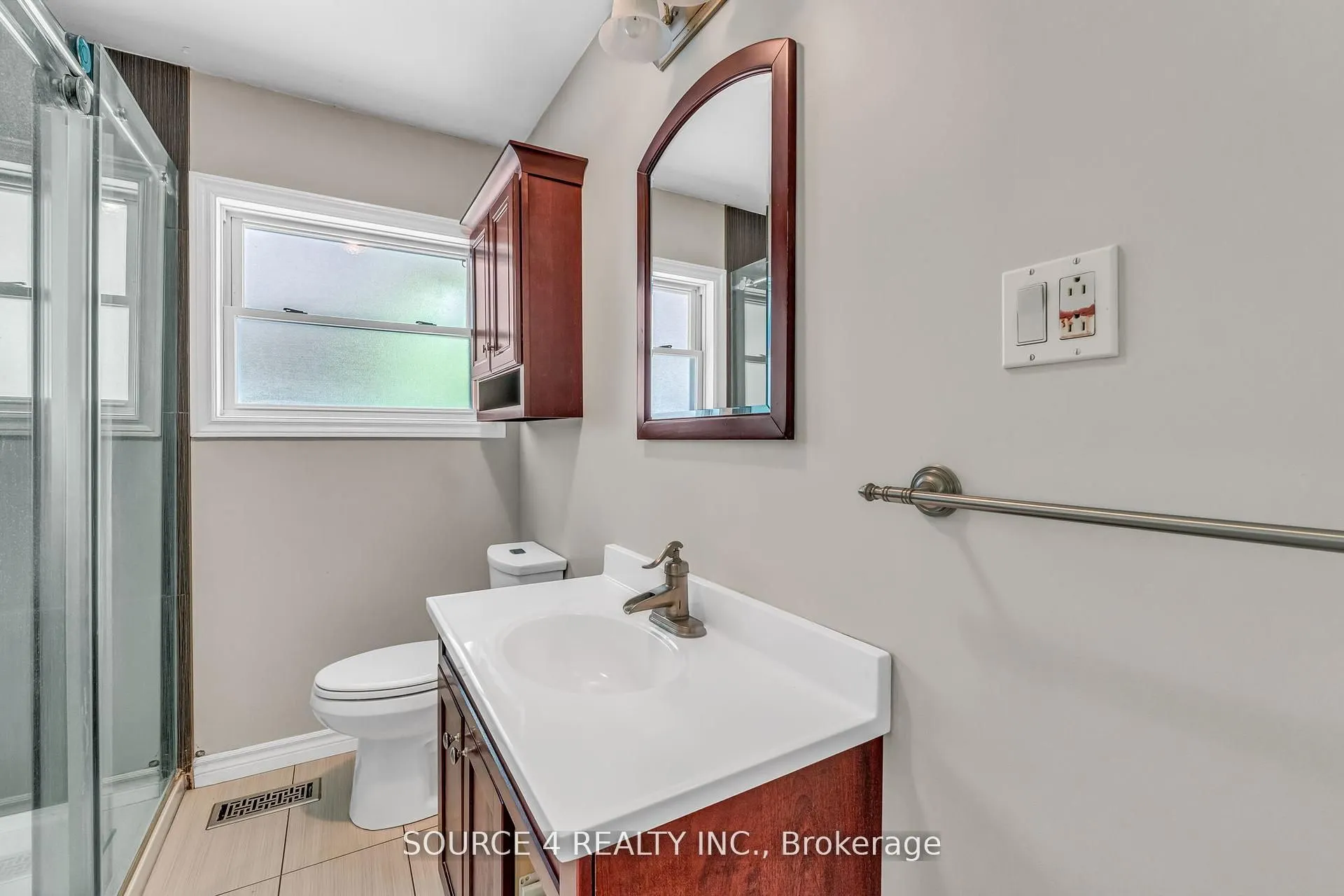 35 Vista Crescent