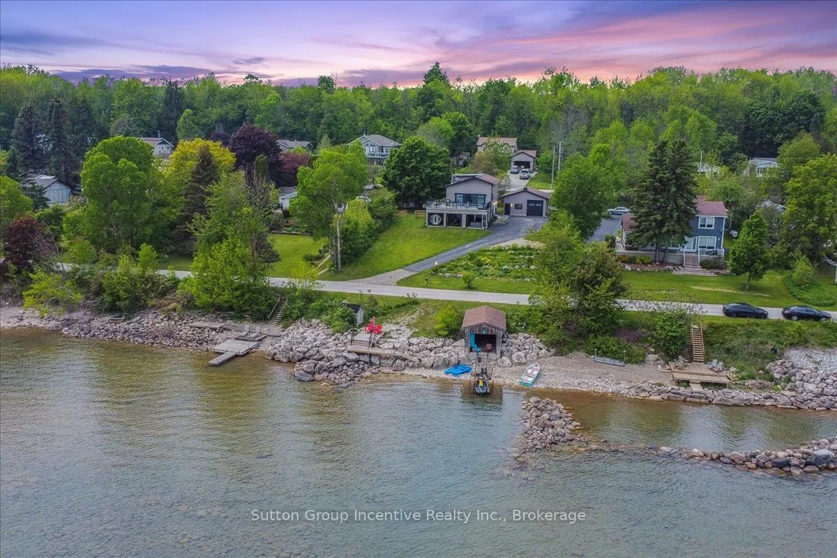 339520 PRESQU'ILE Road