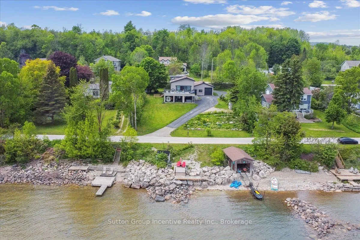 339520 PRESQU'ILE Road