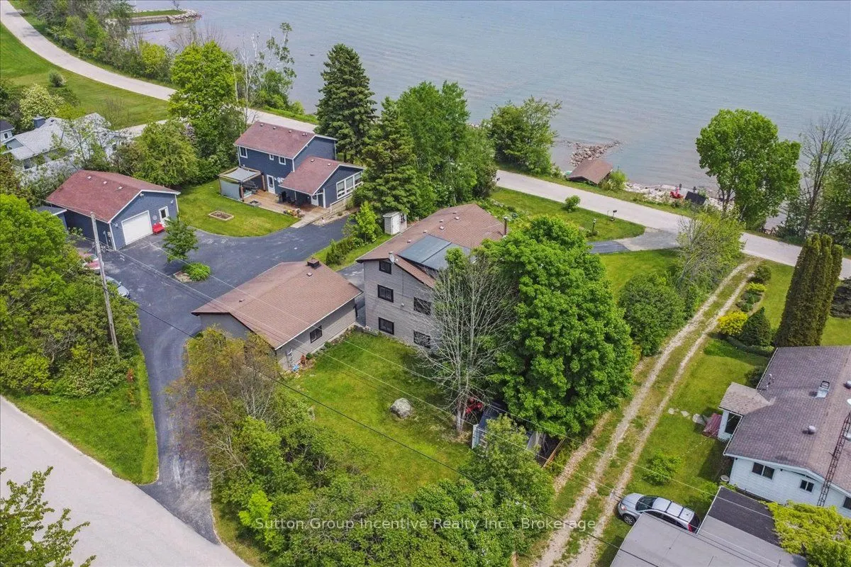 339520 PRESQU'ILE Road