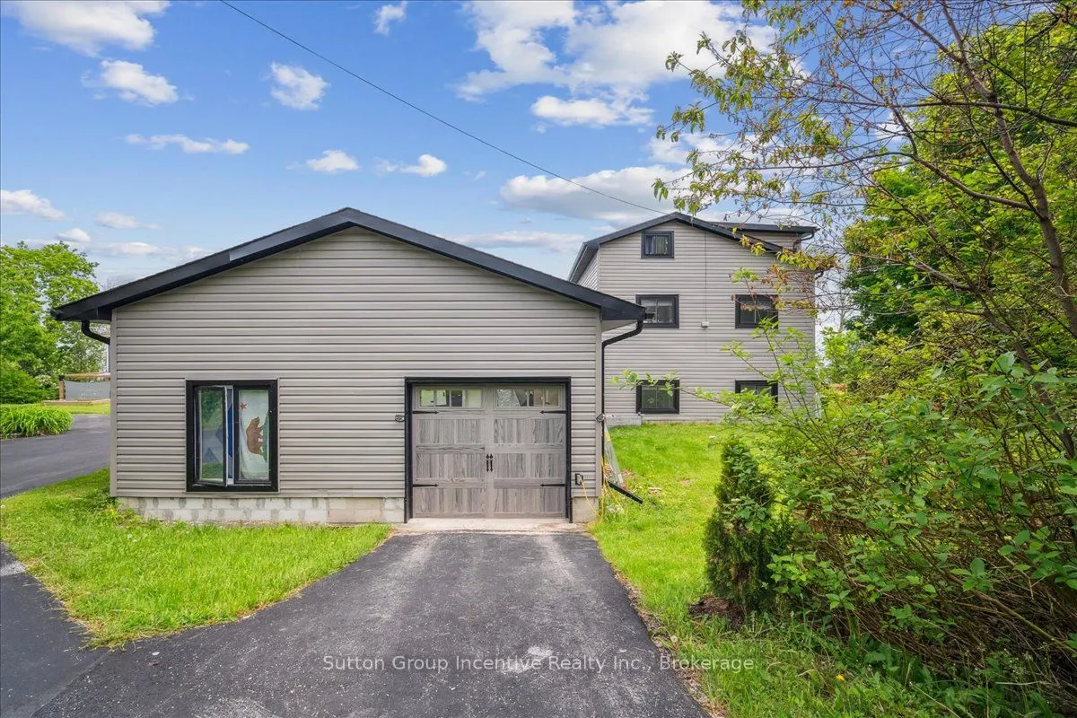 339520 PRESQU'ILE Road