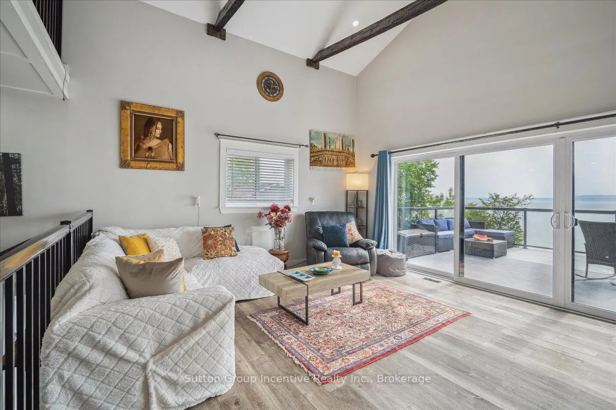 339520 PRESQU'ILE Road