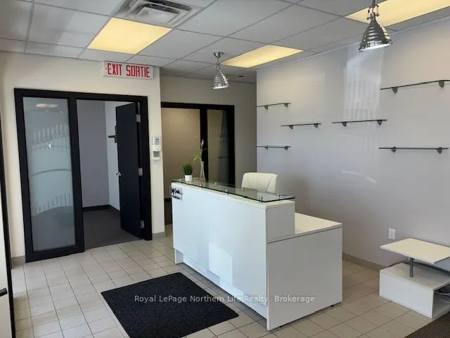 591 Main Street S, #Suite 103