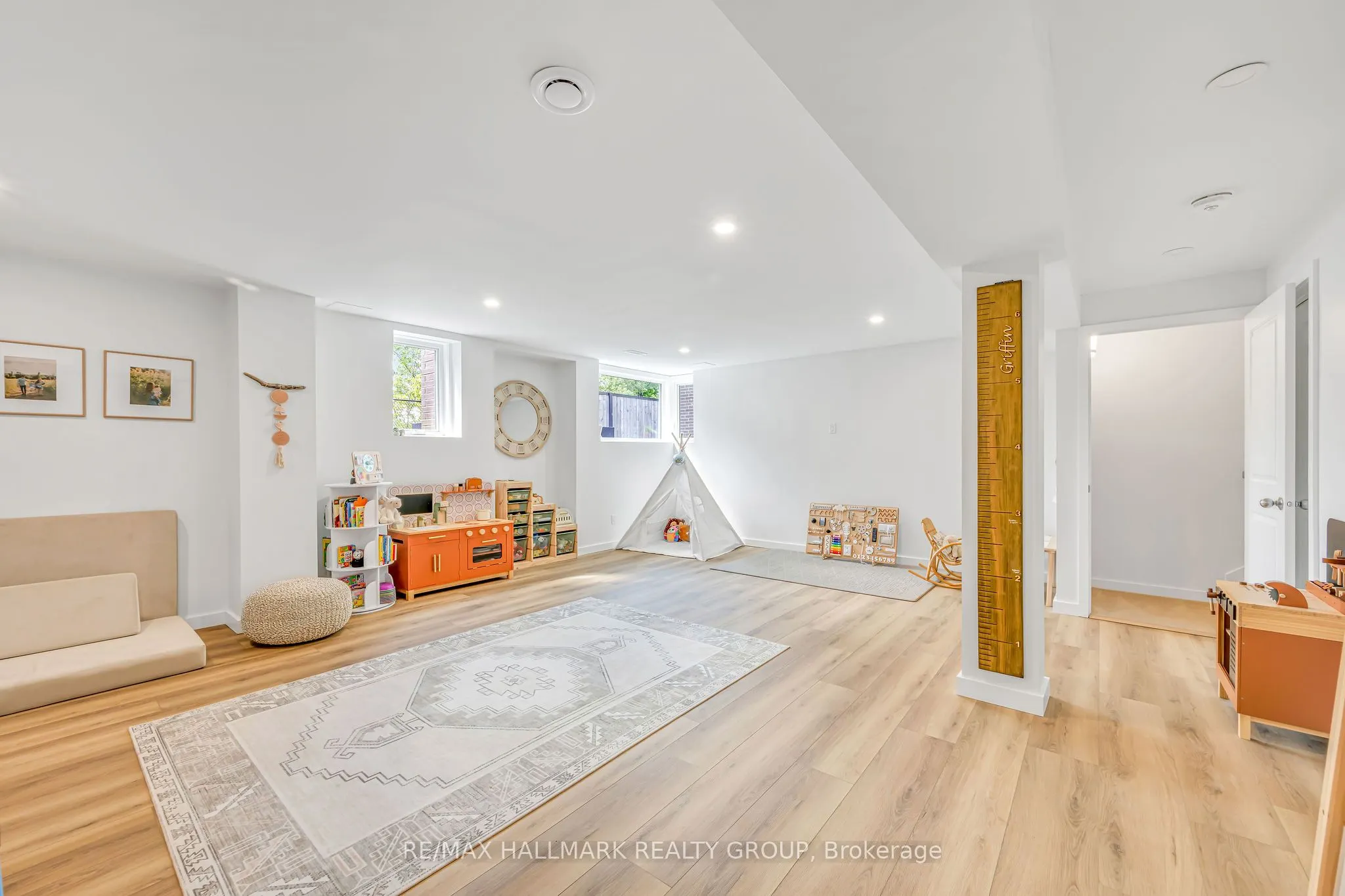14 Stanhope Court