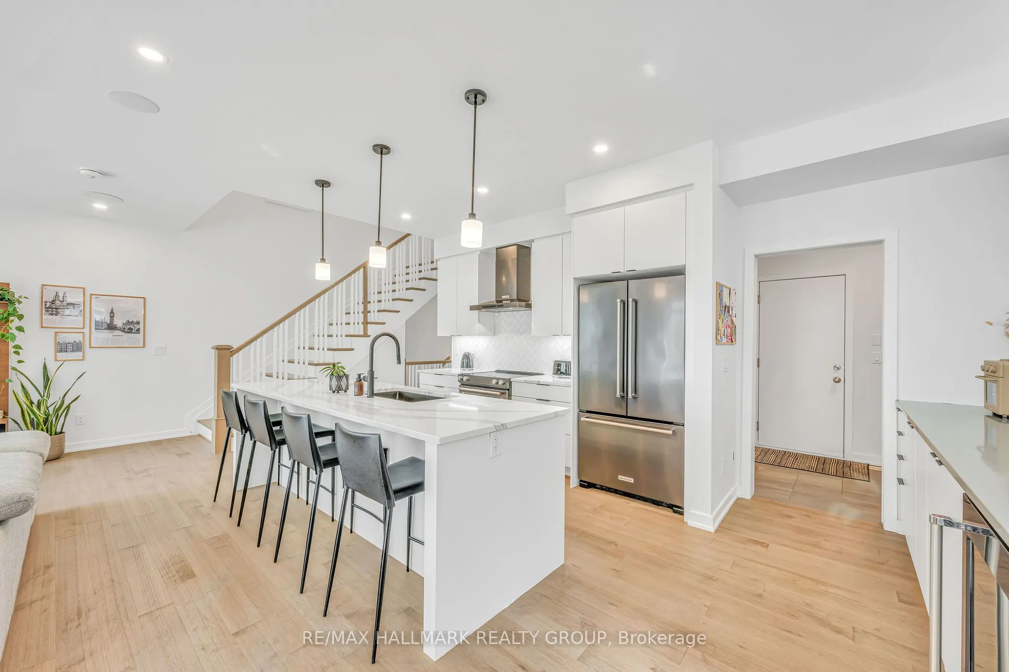 14 Stanhope Court