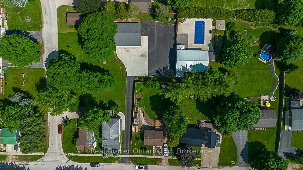 144 Loucks Lane