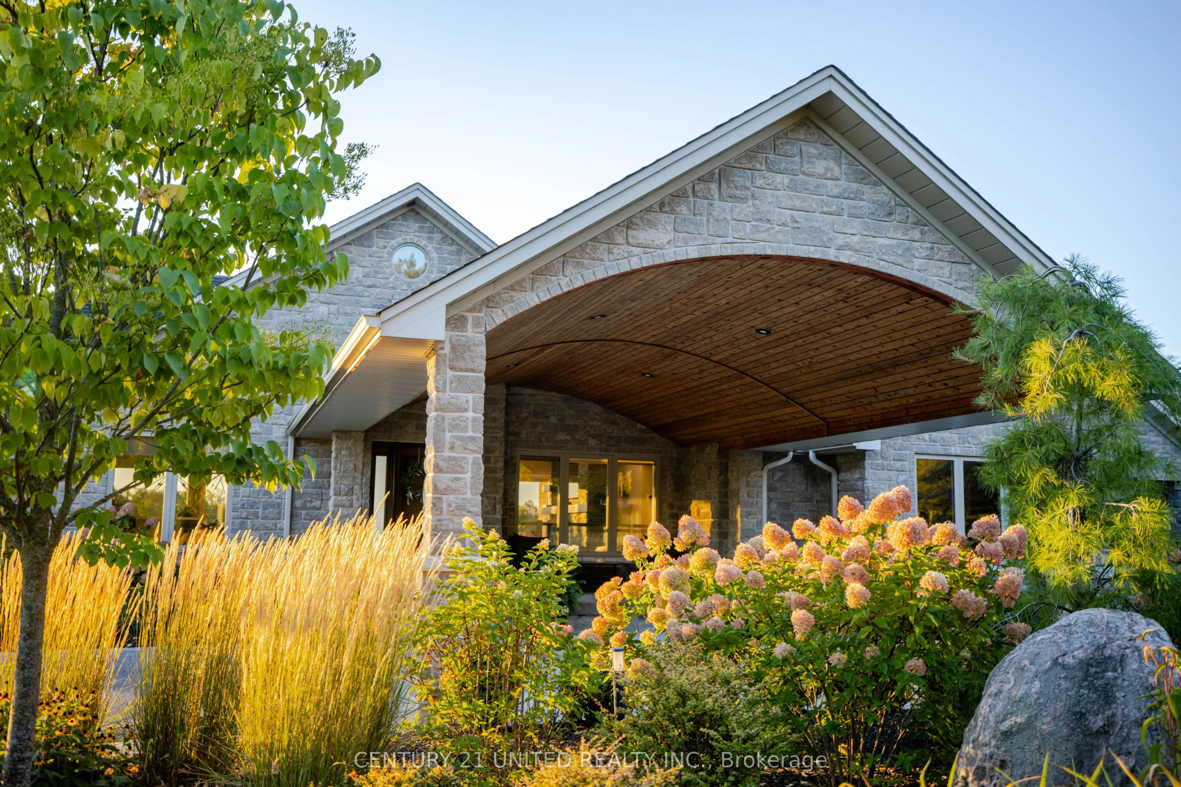 7 Maplehill Drive