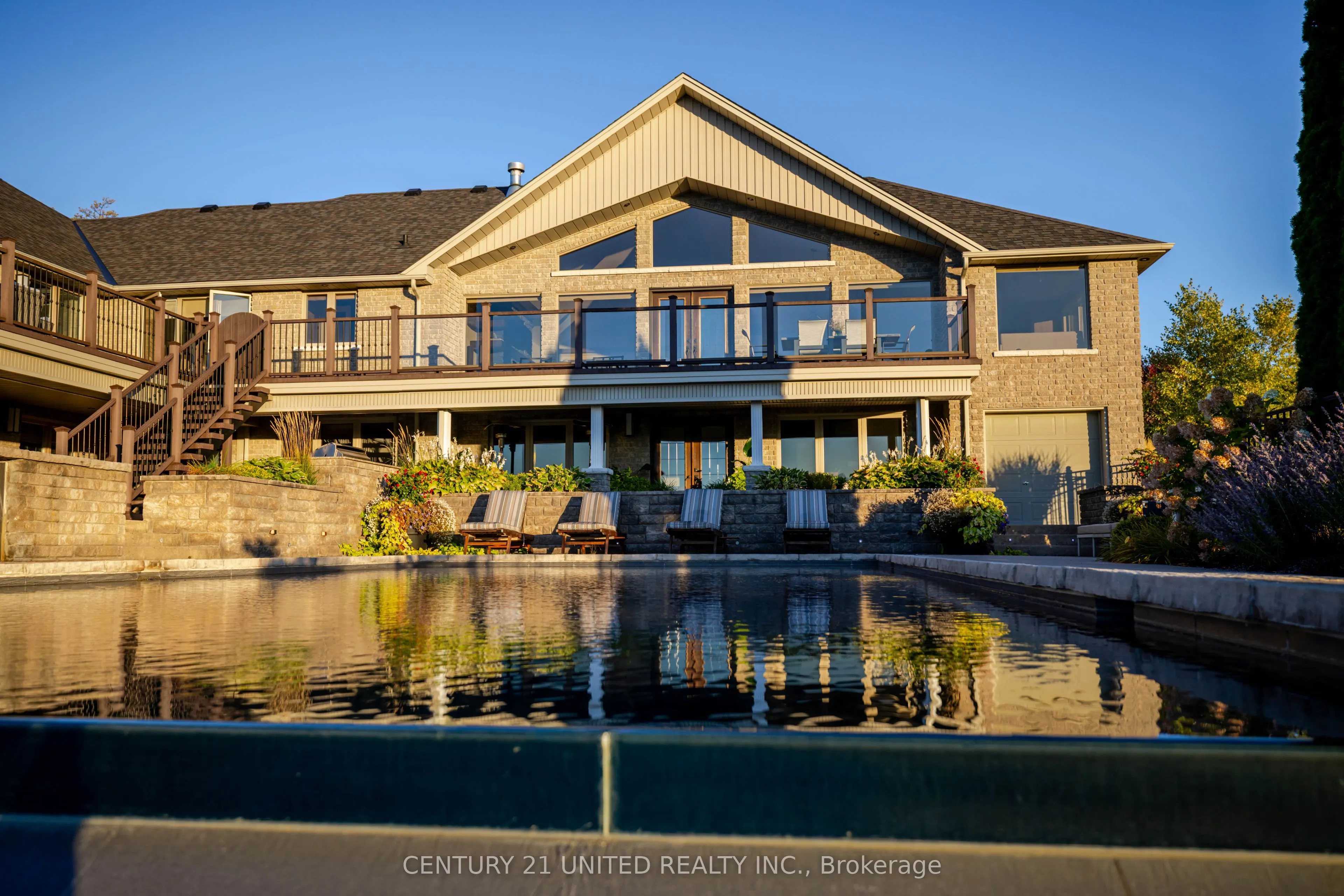 7 Maplehill Drive