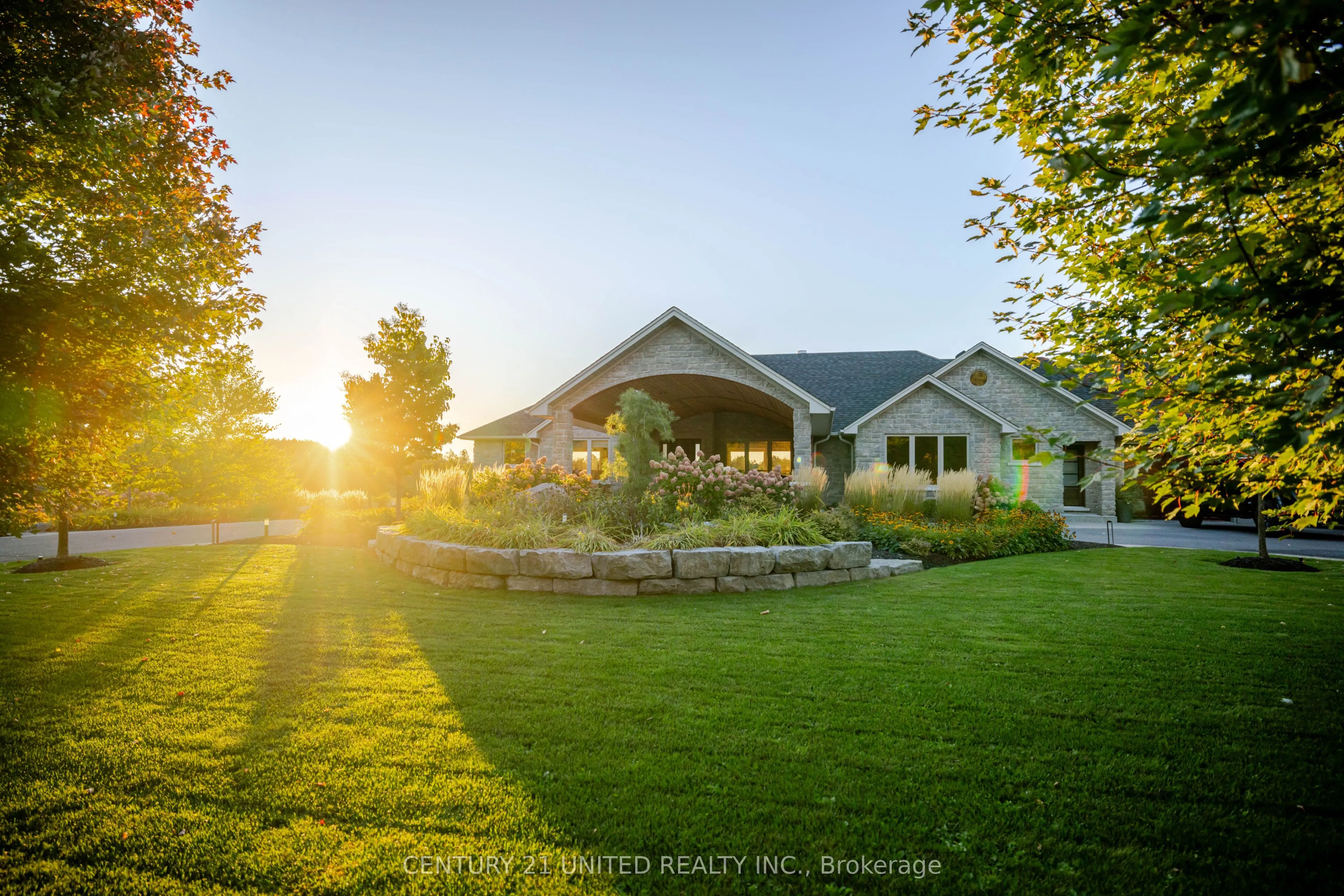 7 Maplehill Drive