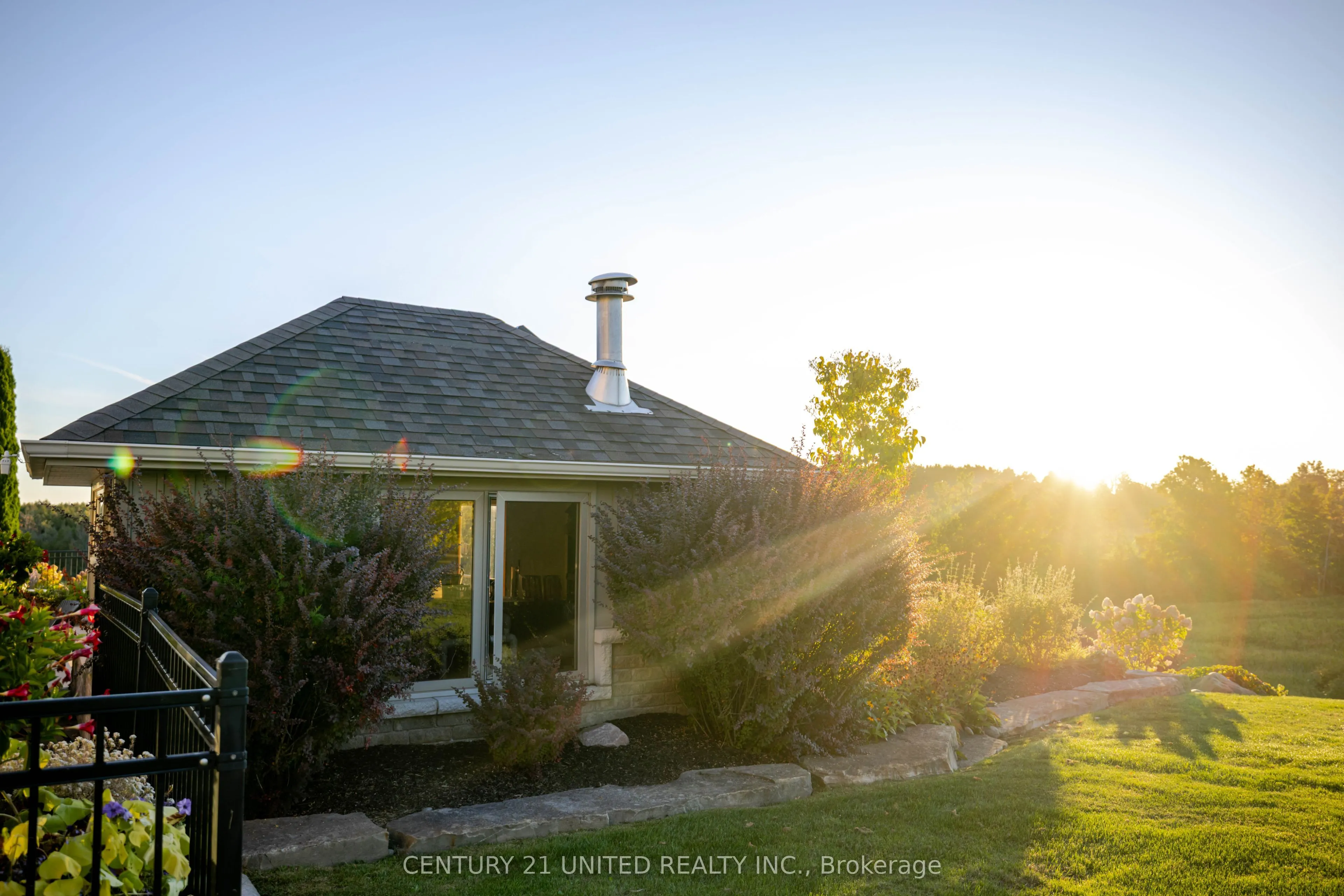 7 Maplehill Drive