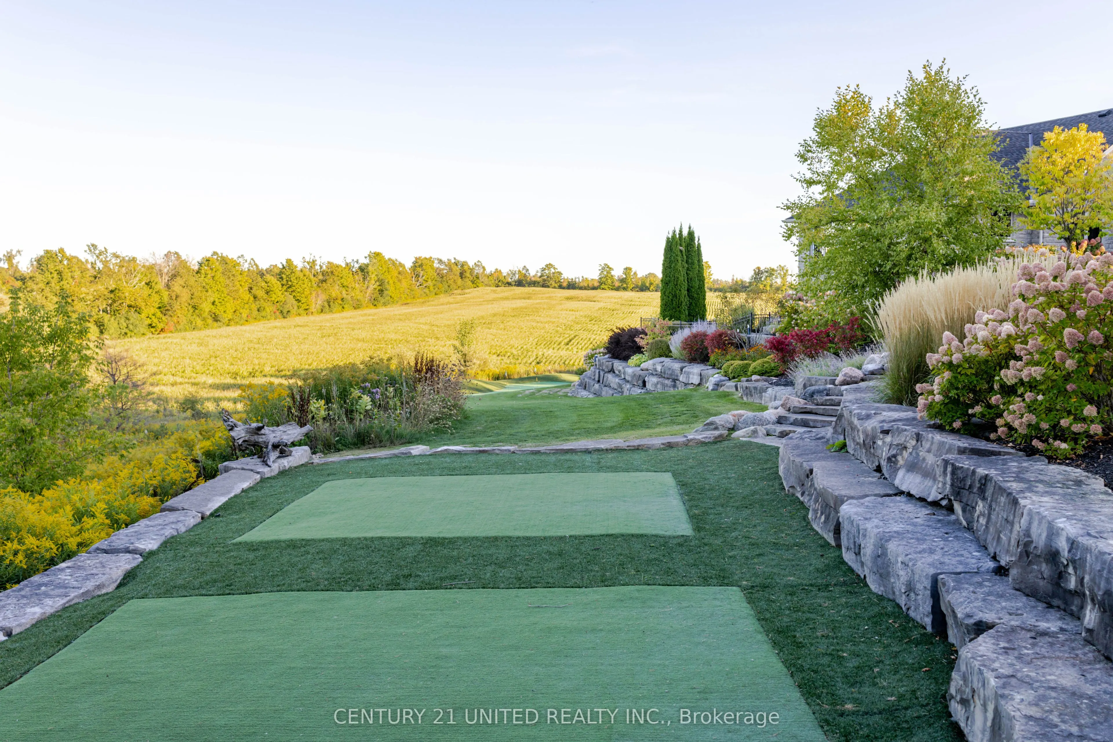 7 Maplehill Drive