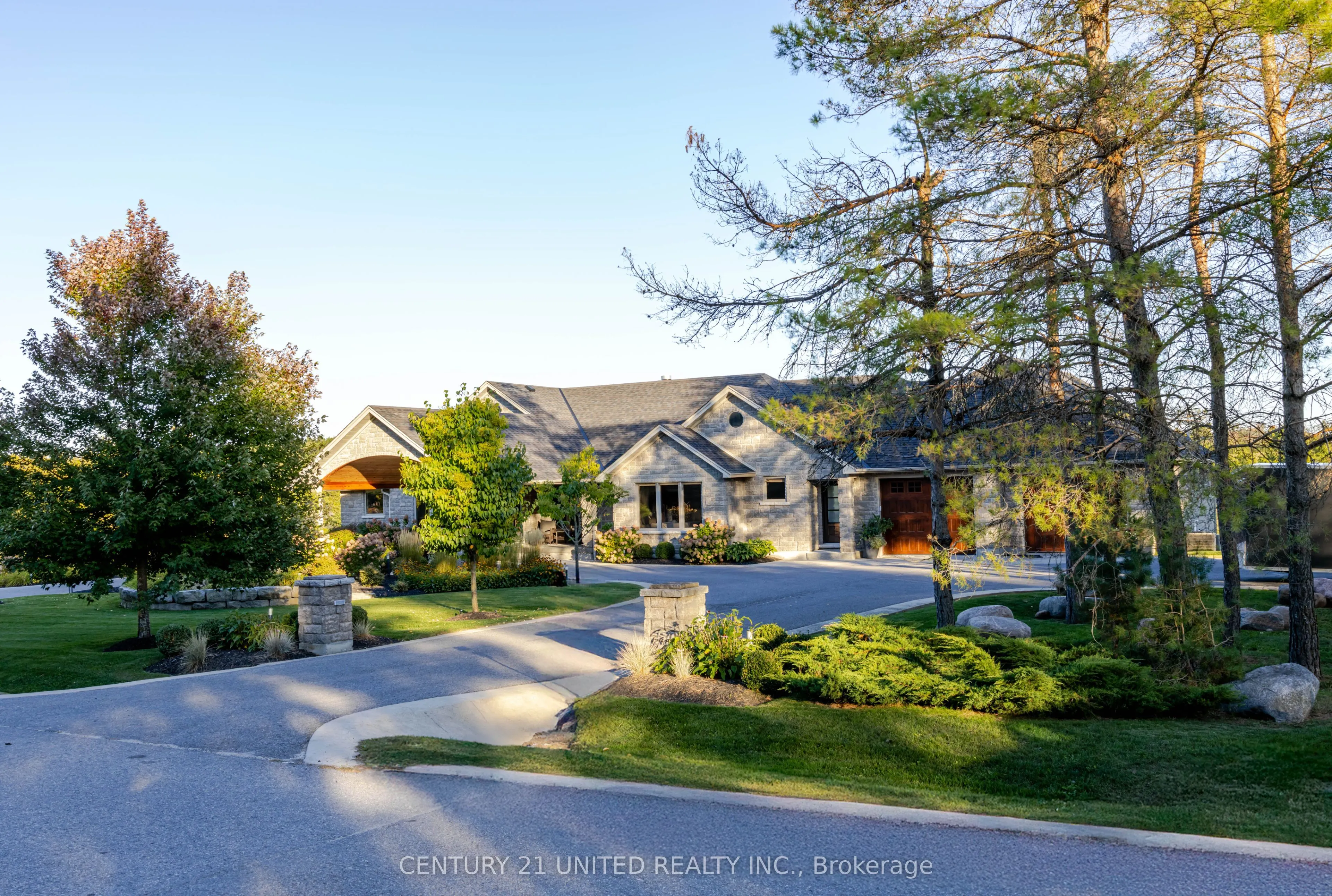 7 Maplehill Drive