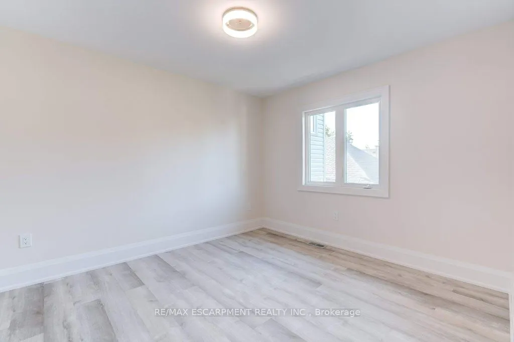 38 East 16th Street