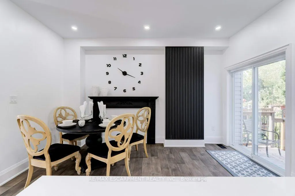 38 East 16th Street